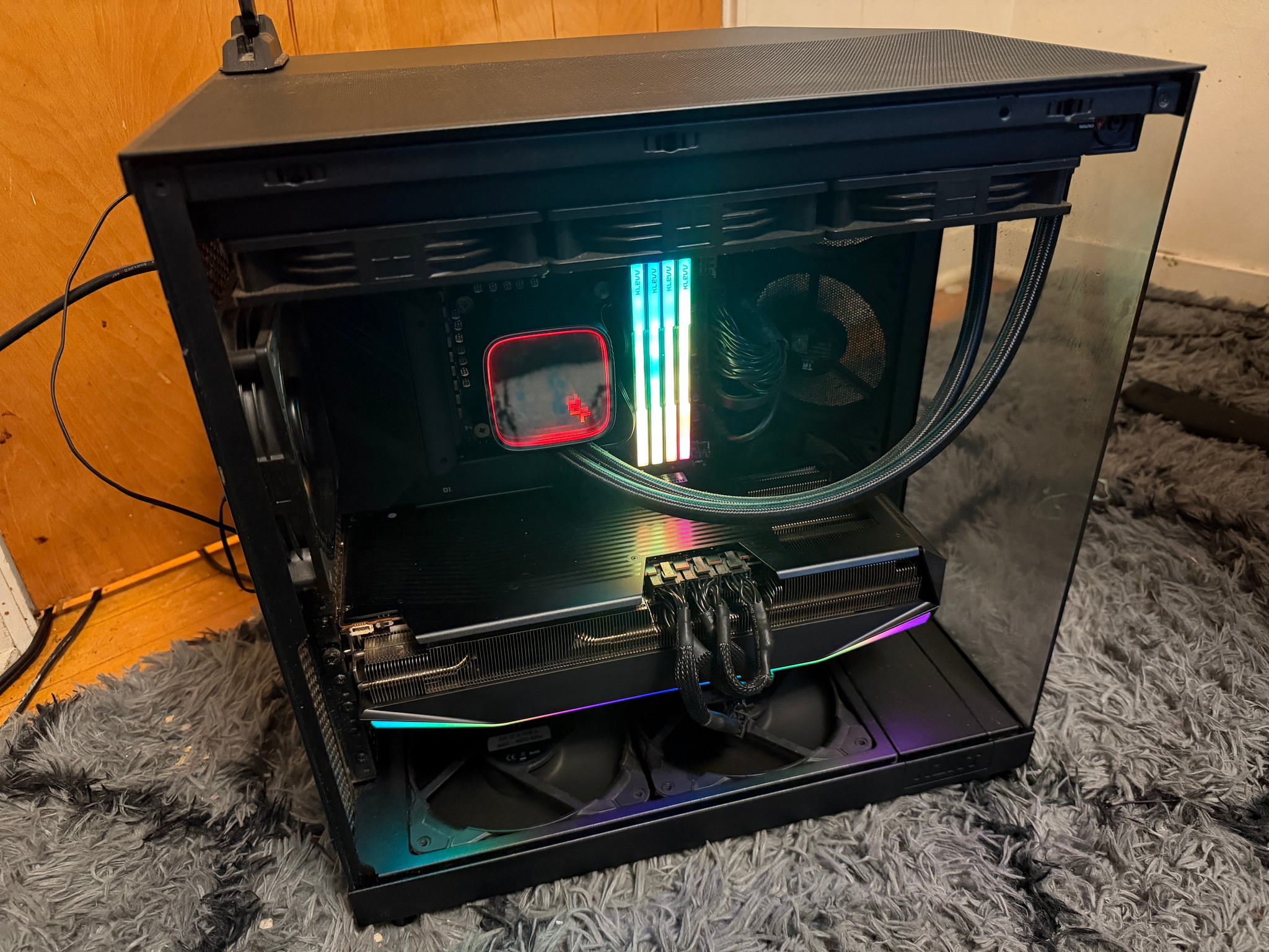 14900K - 9070 XT OC - 64GB DDR5 - 4TB NVME - 1200W PSU