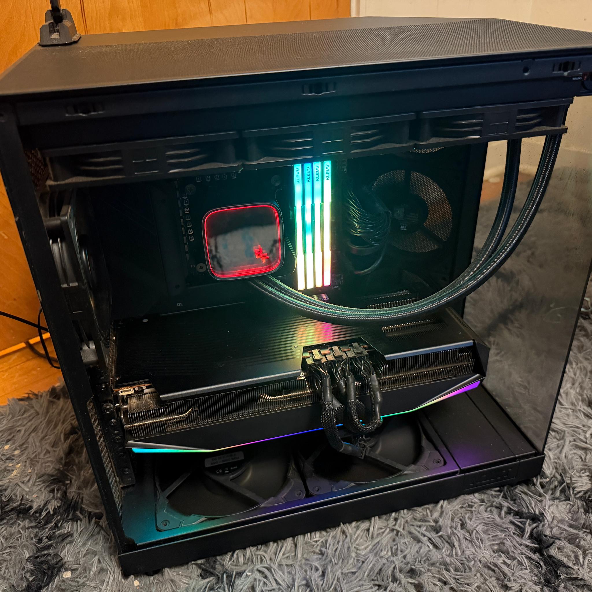 14900K - 9070 XT OC - 64GB DDR5 - 4TB NVME - 1200W PSU