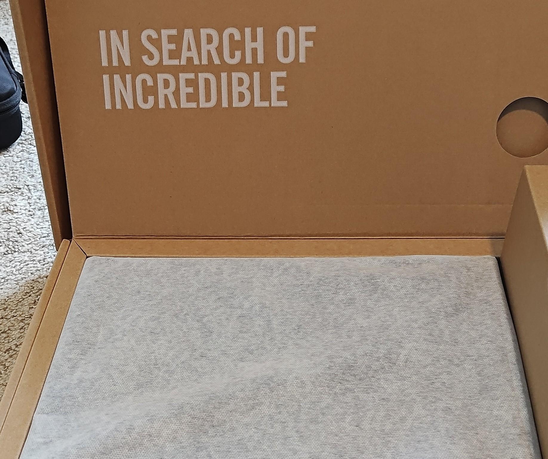 ASUS 14" 2-in-1 Chromebook - AMD Ryzen 3 7320C - 8GB RAM - 128GB SSD - LIKE NEW + FREE SHIPPING!