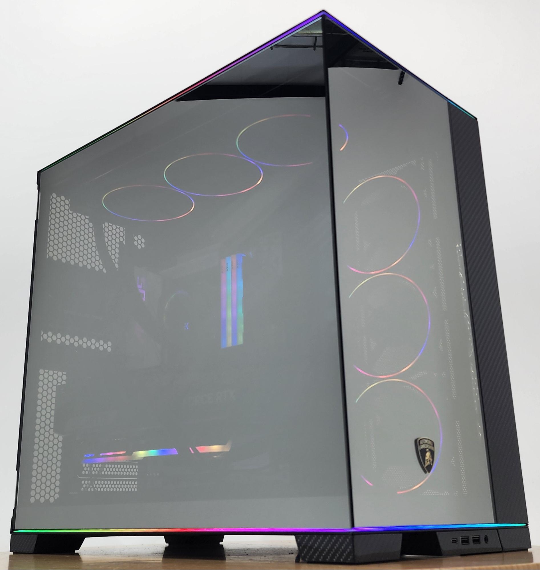 Gaming PC Ryzen 7 9800X3D 64GB RAM 4TB SSD RTX 5090 32GB Windows 11 Computer
