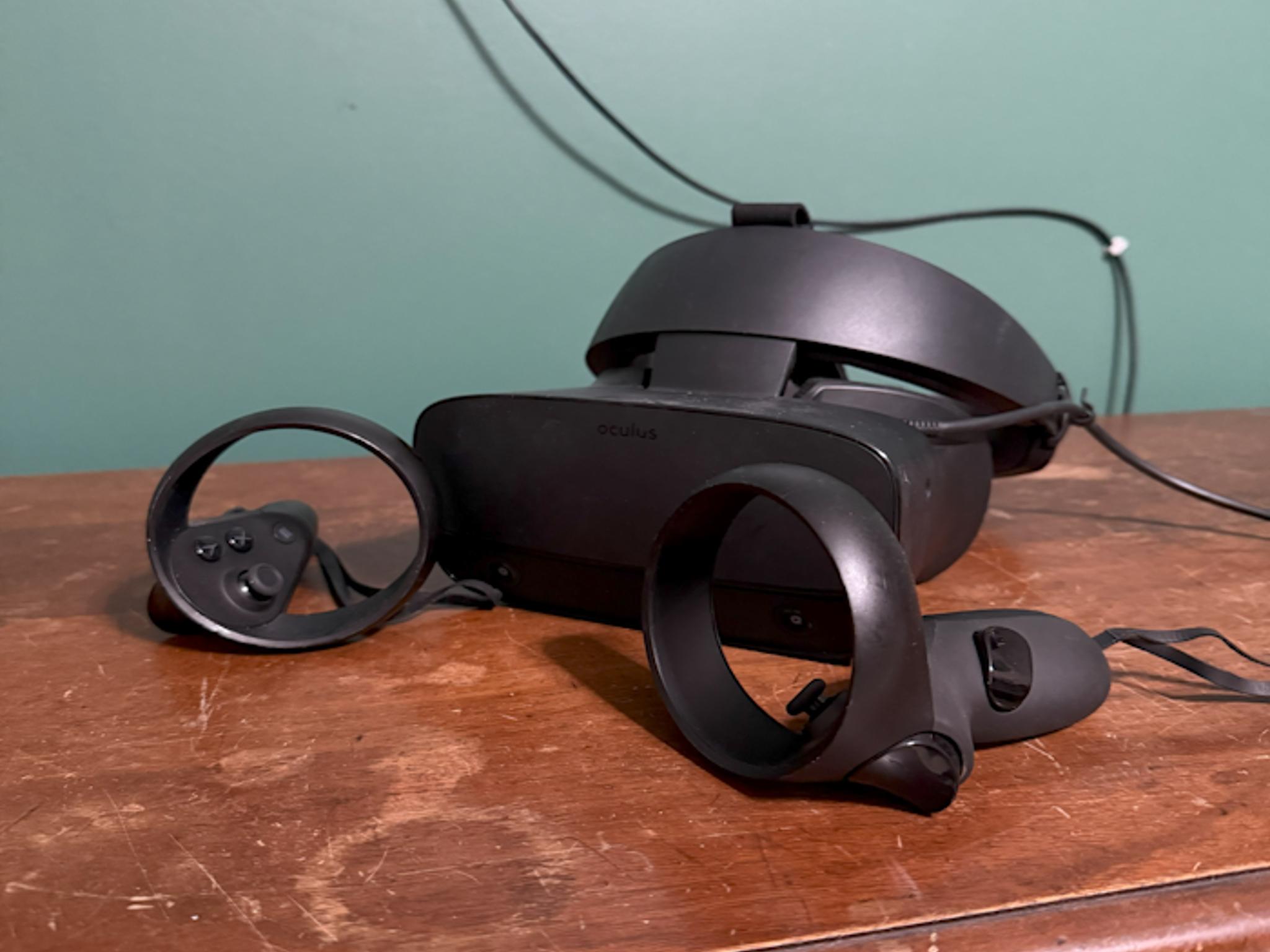 Oculus Rift S Headset and Controllers