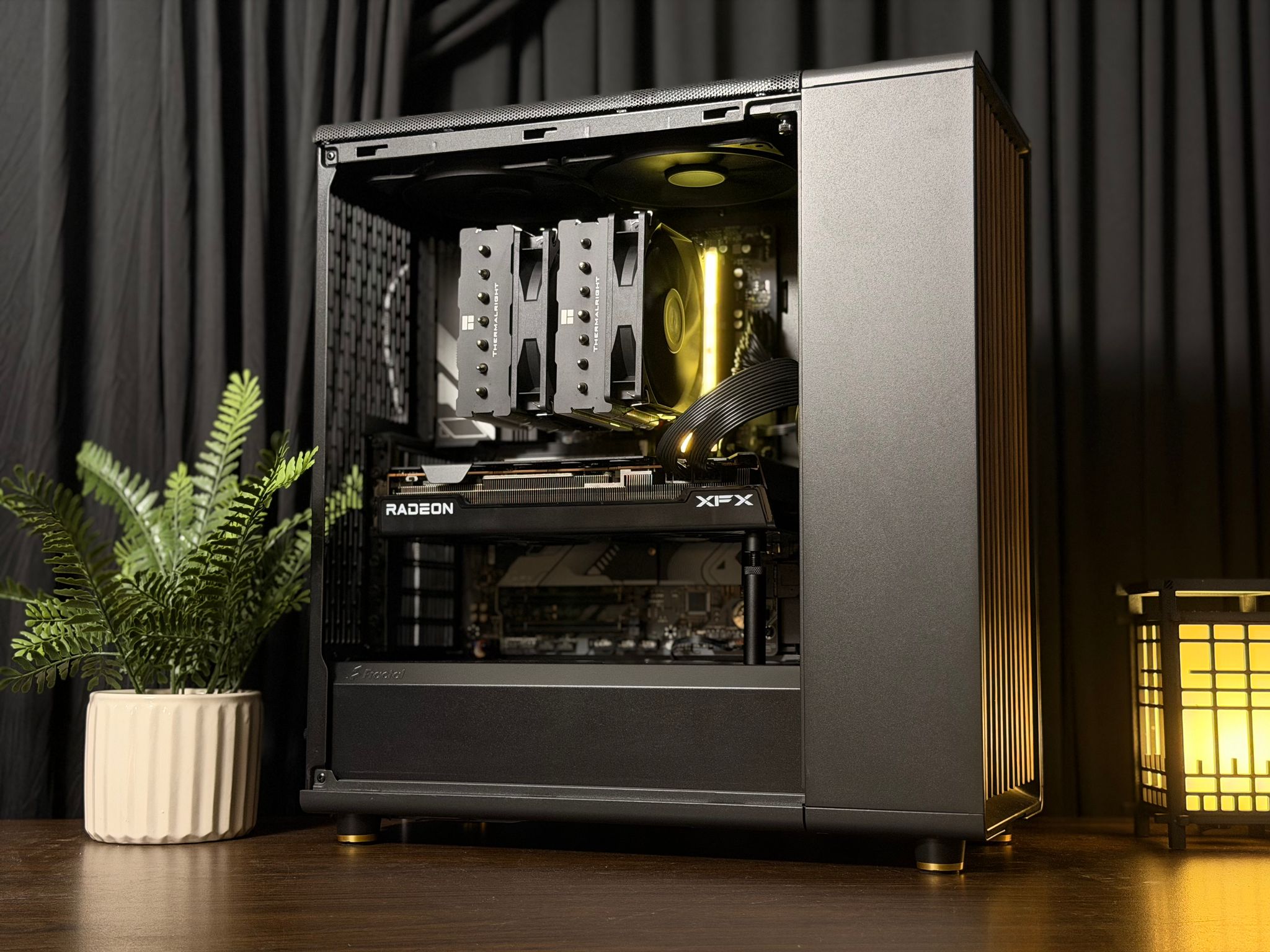 High-End Stealth PC | Ryzen 7 9700X / 64GB 6000MHz Memory / RX 7800XT / 2TB NVME SSD / 1TB HDD