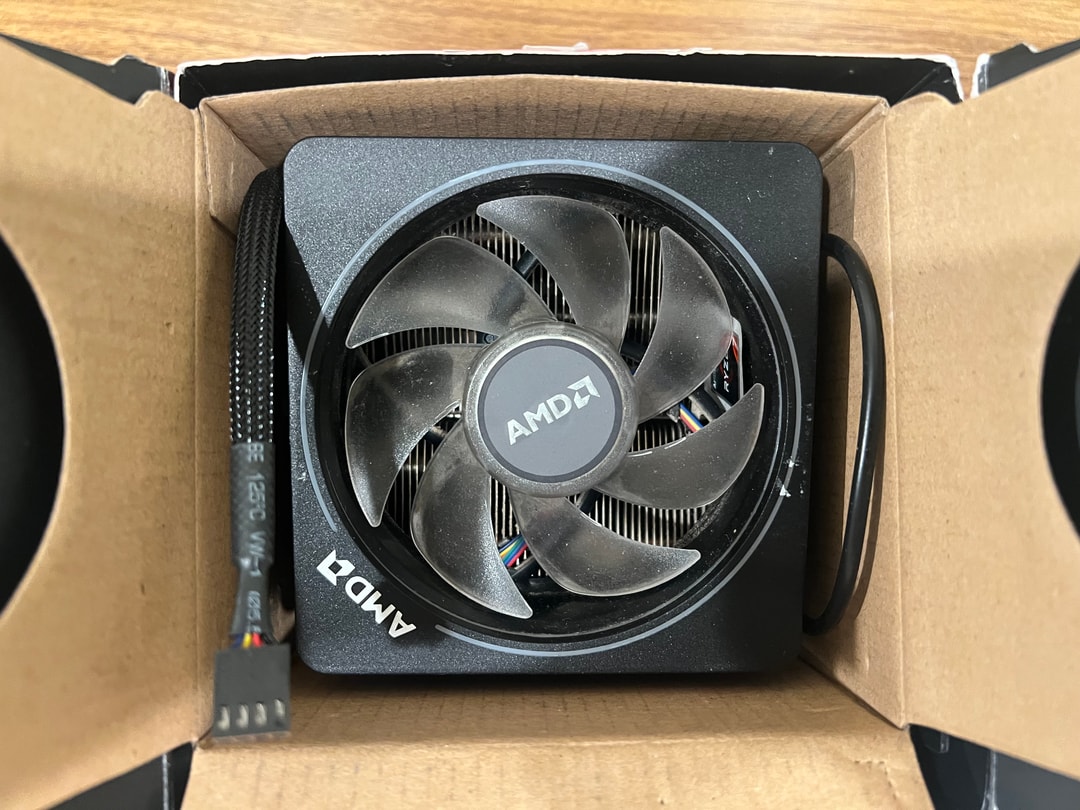 AMD Ryzen 7 2700X AM4 CPU with Wraith Prism RGB Cooler | Jawa