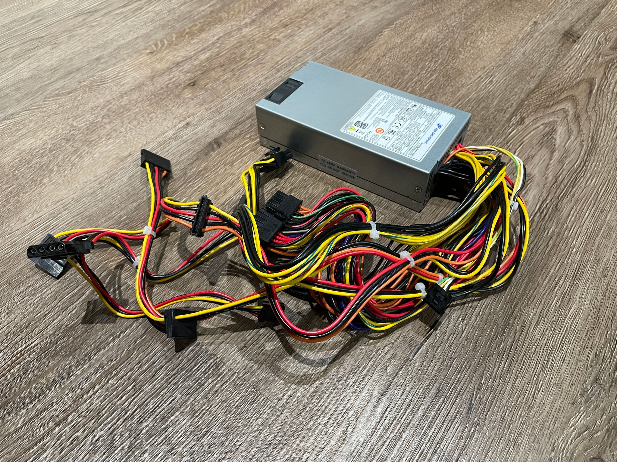 Price Reduced! FSP Group FSP500-50FSPT 80 PLUS Platinum PSU