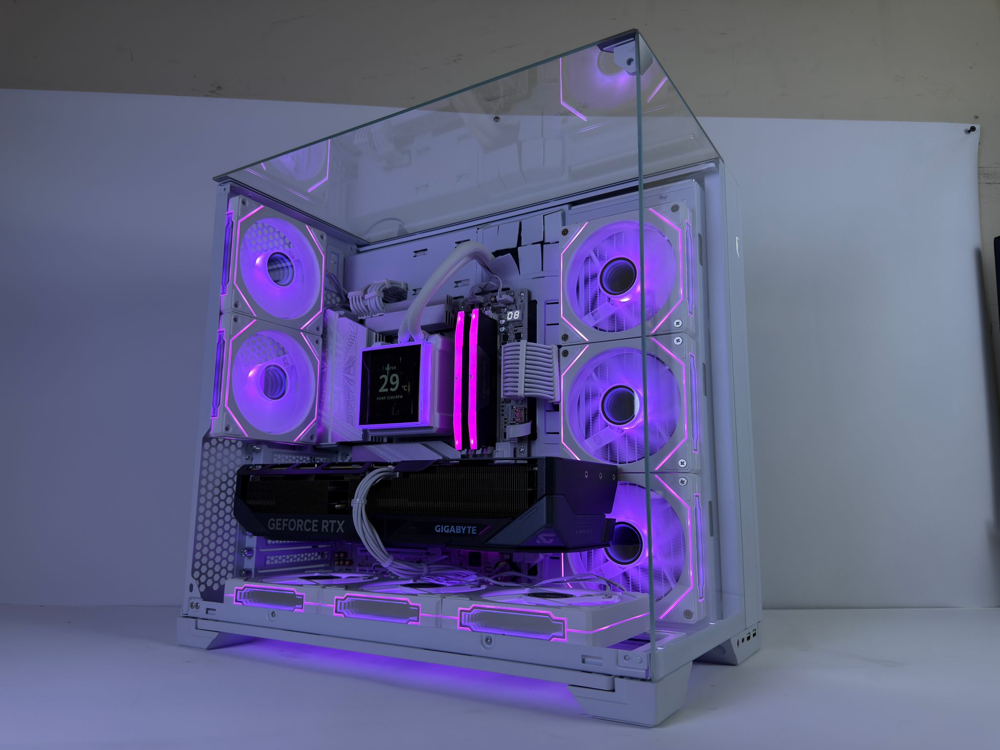 🧊 Custom Gaming PC | | RTX 5080, Ryzen 7 9800X3D, 32GB DDR5 RAM, 2TB Samsung 9100 PRO, WiFi 7 🧊
