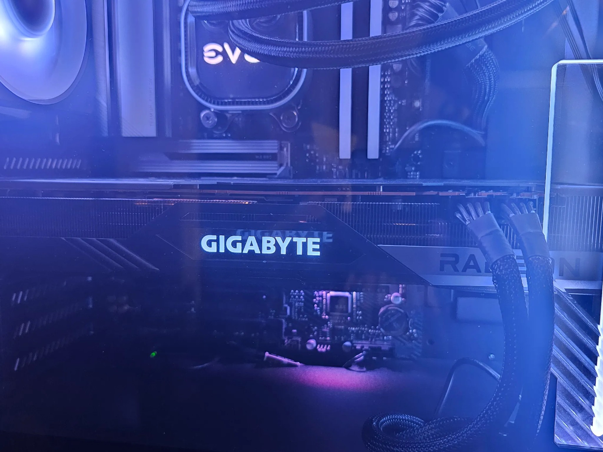 Used like-new gigabyte 7900xtx gaming oc gpu