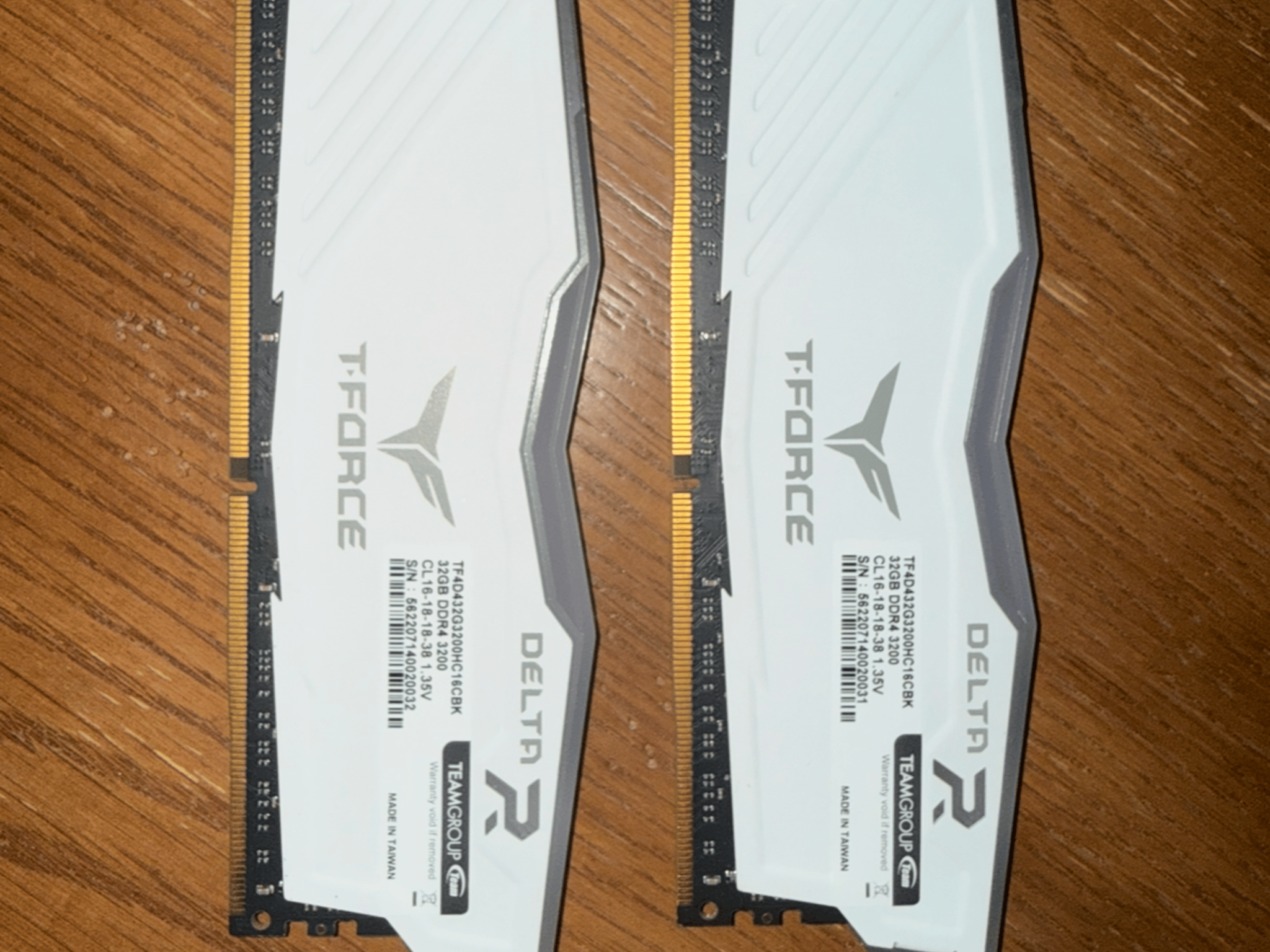 T-Force Delta RGB 64GB DDR4 3200MHz RAM 2x32GB