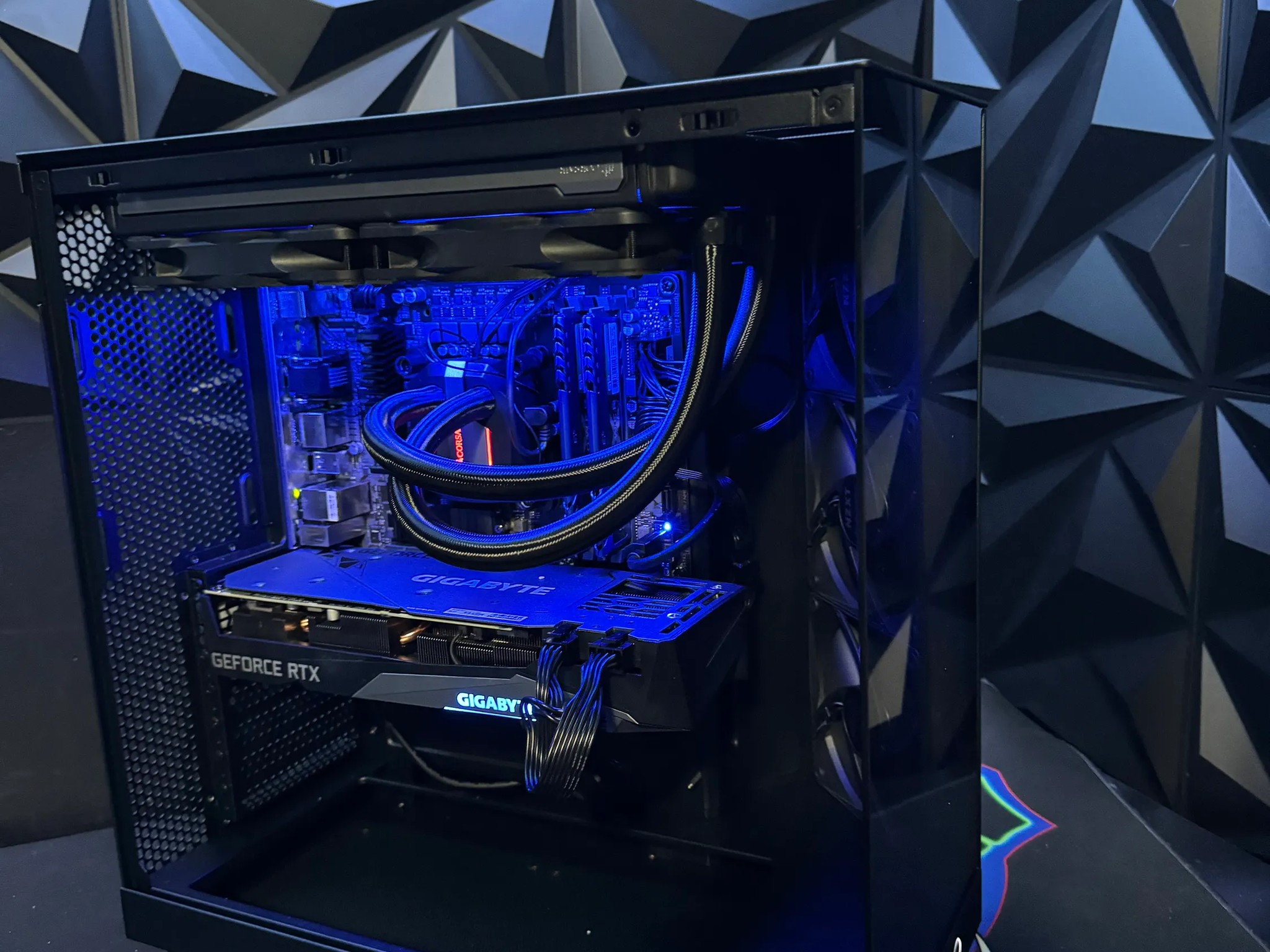 BF SALE! 🌑✦Shadow Strike🌑✦ |i7 12700KF |RTX 3070| 32 GB DDR4 3200MHZ| 1.25 TB NVME