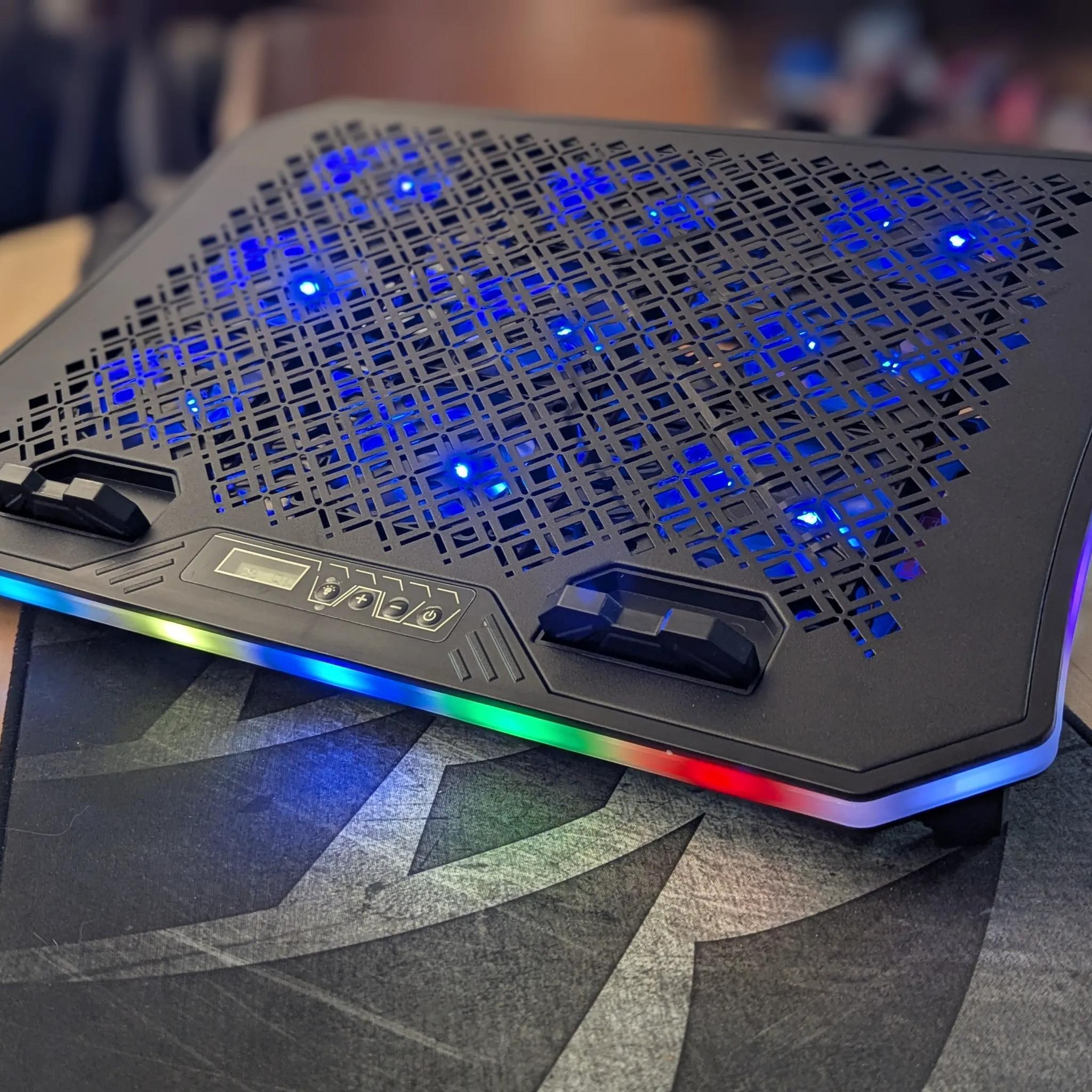 🔥 Lenovo Legion Y740 17" – RTX 2080 Gaming Beast + RGB Stand 💻