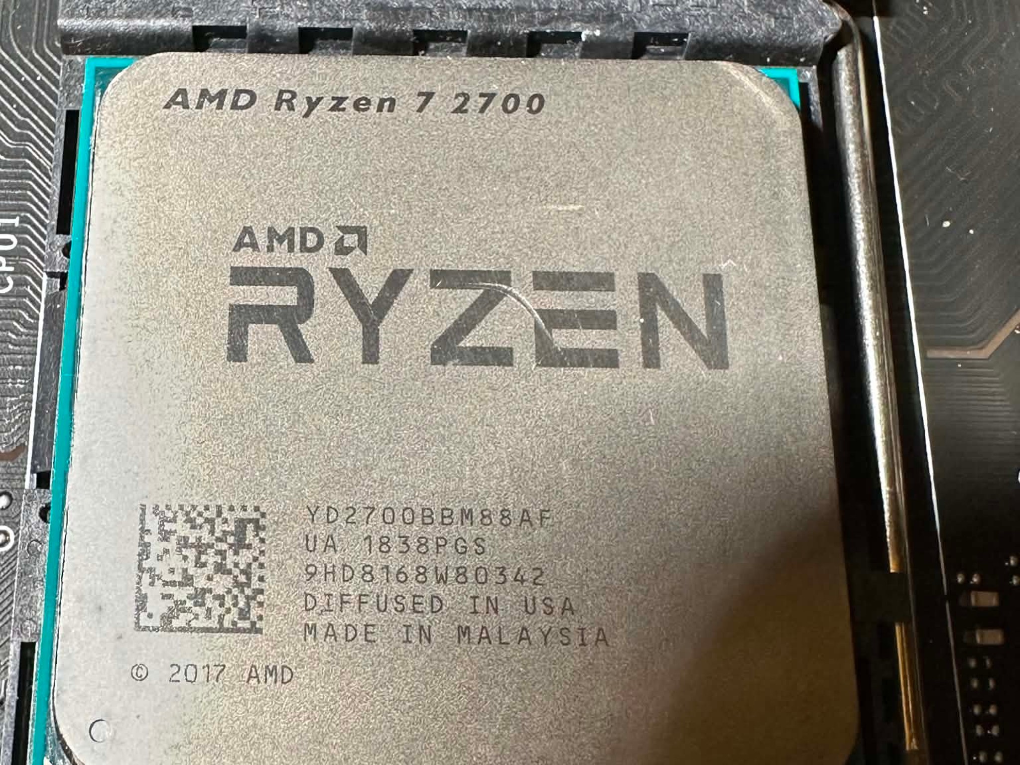 AMD Ryzen 7 2700 + MSI B450M-A PRO MAX II + CPU Cooler Combo