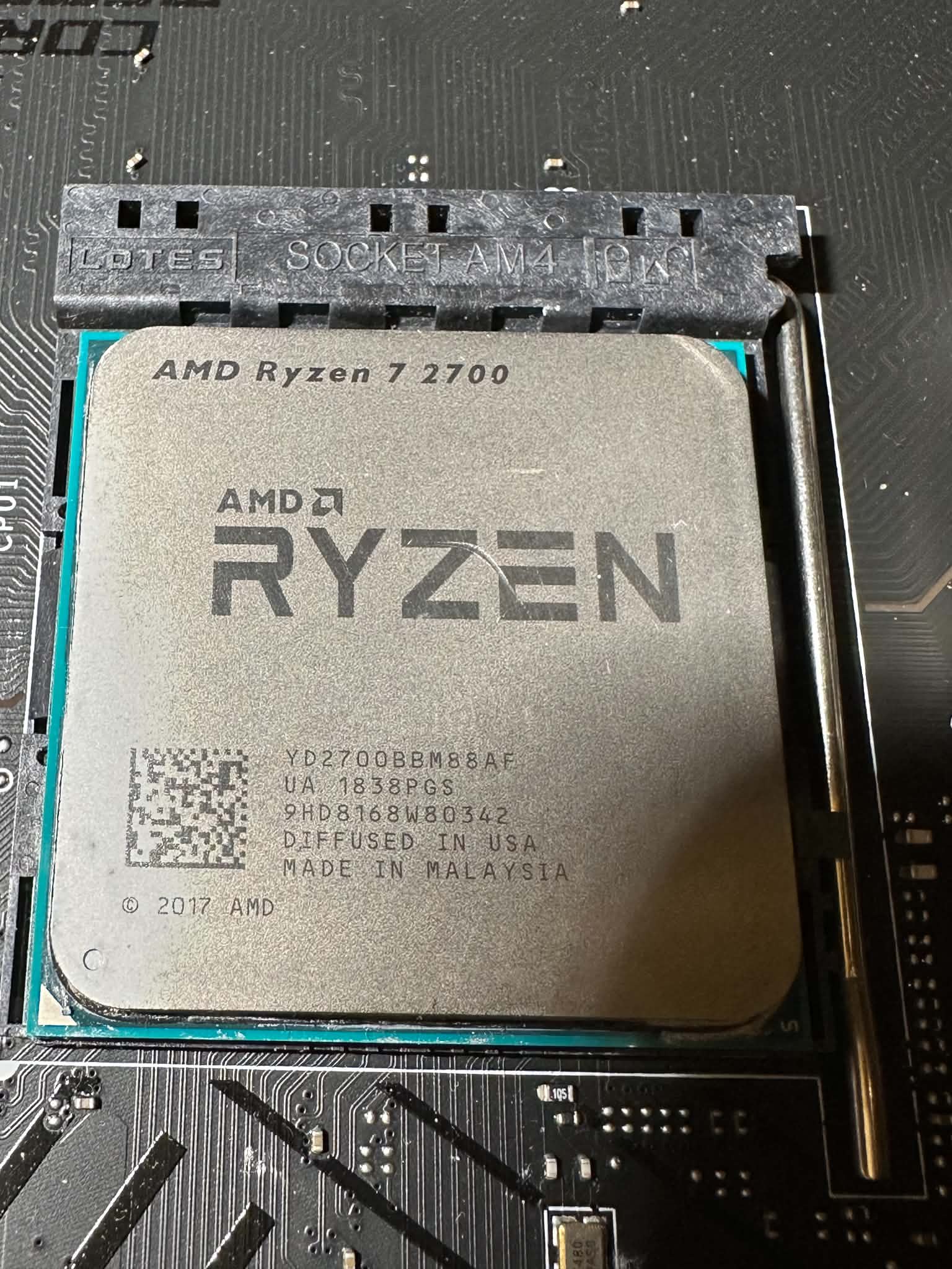 AMD Ryzen 7 2700 + MSI B450M-A PRO MAX II + CPU Cooler Combo