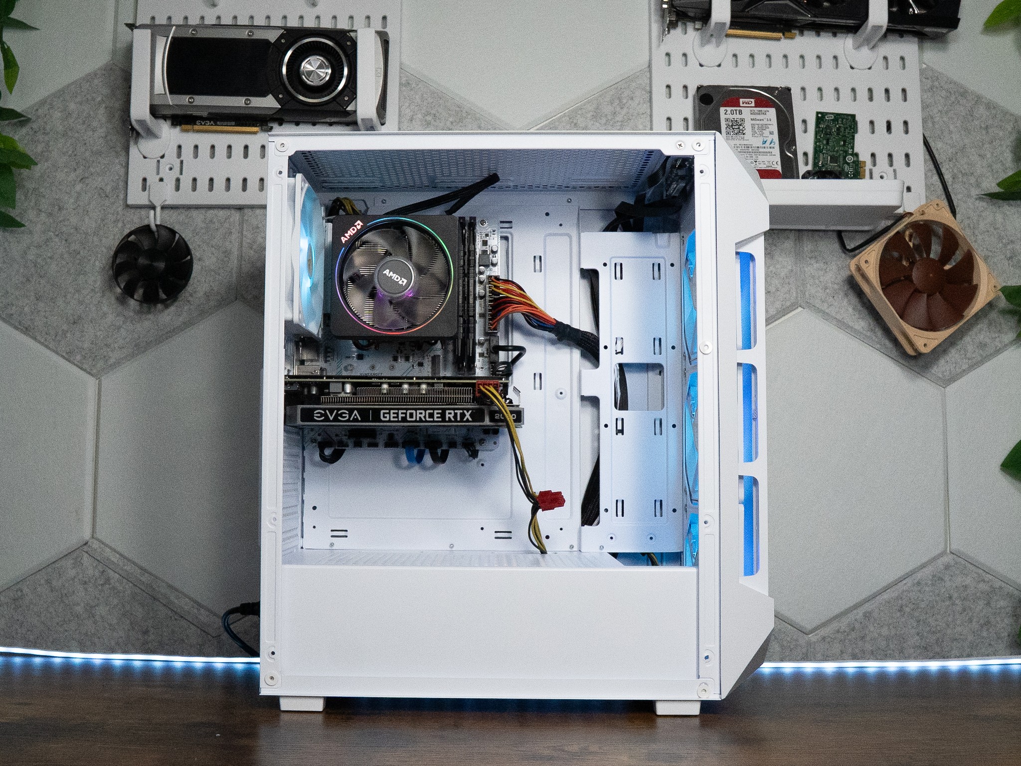 🌨🍬 | EVGA RTX 2060 6GB | RYZEN 5 3600 | 16GB DDR4 RAM | 1.25TB | Arctic Candy