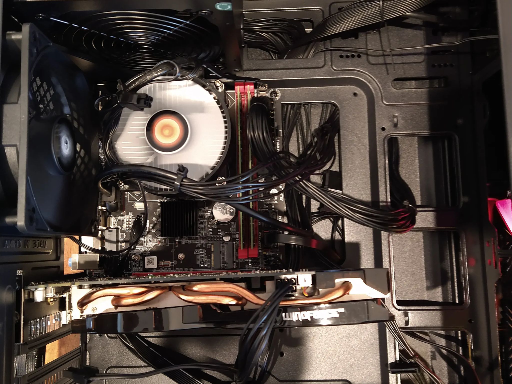 Nezuko Kamado Budget Gaming PC (i5-3570 + GTX 660) - 16GB Ram - 496 GB SSD - Windows 10
