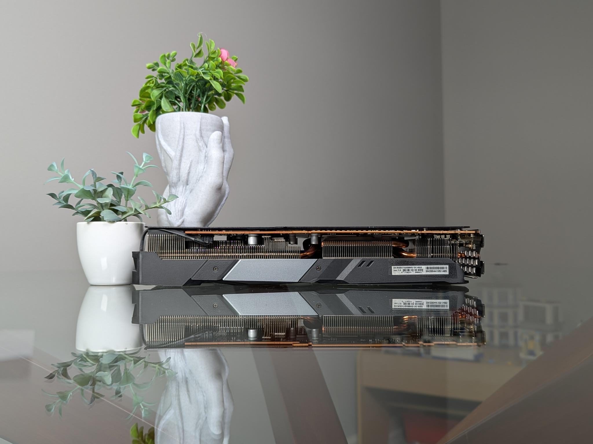 Gigabyte RX 5600XT | Please Read Description | Powers On | No Video signal