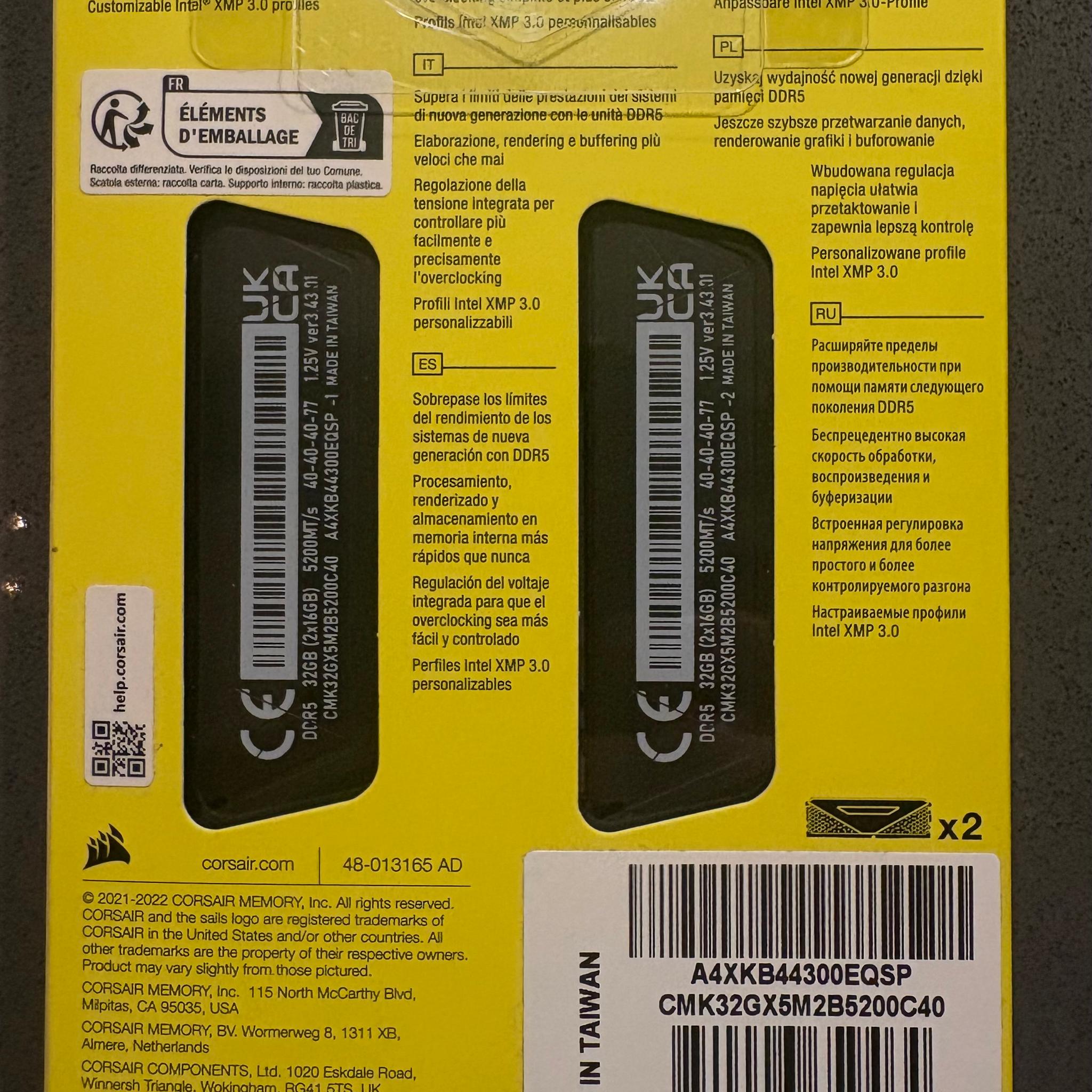 CORSAIR Vengeance 32GB (2 x 16GB) DDR5 DRAM 5200MHz CL40 Memory Kit — Black