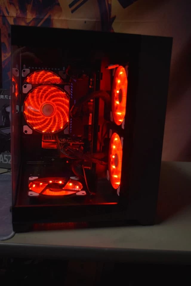 GAMING PC RYZEN 5 5500 RAM 16 GB GPU RTX 5050 8GB 1TB NVME 700 watts