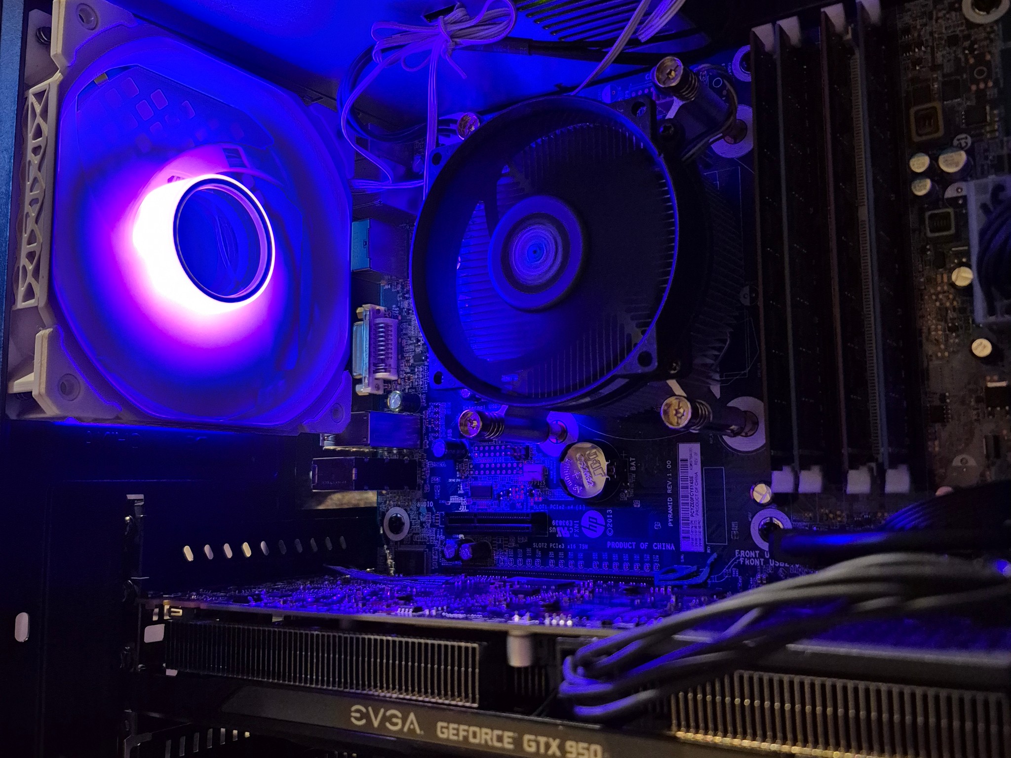 90 FPS Fortnite | i5-4570, 16GB RAM, 500GB SSD, GTX 950 2GB