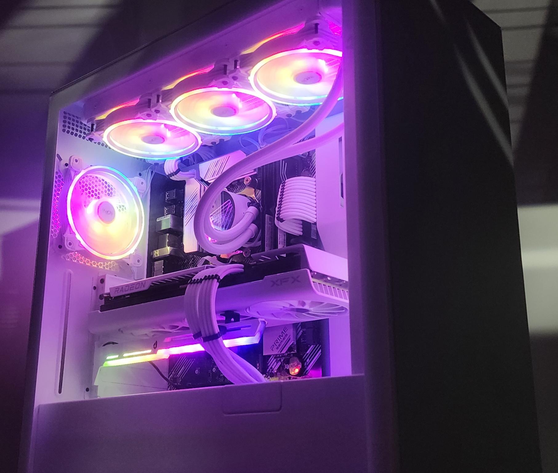 Gaming PC Ryzen 7 5700X 16GB RAM 1TB SSD RX 7800 XT 16GB Windows 11 Computer
