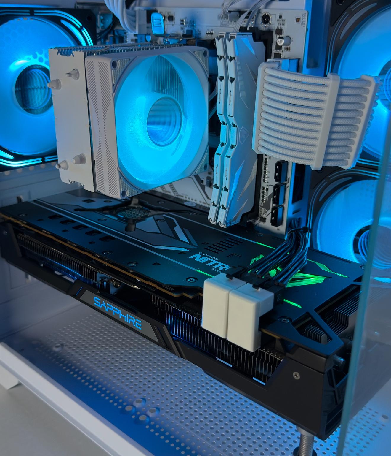 🌐WHITEOUT🌐 1080p | RX Vega 64 | Ryzen 5 3600 | 16GB DDR4 3200MHz | 1TB M.2 NVMe