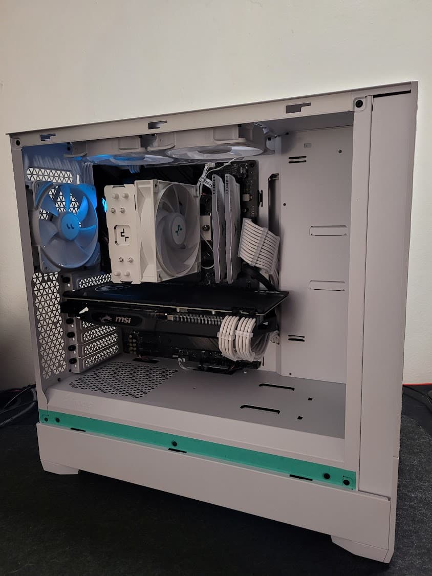 Custom Built Amd Ryzen 5 5600 + Rx 5600 XT Gaming Pc