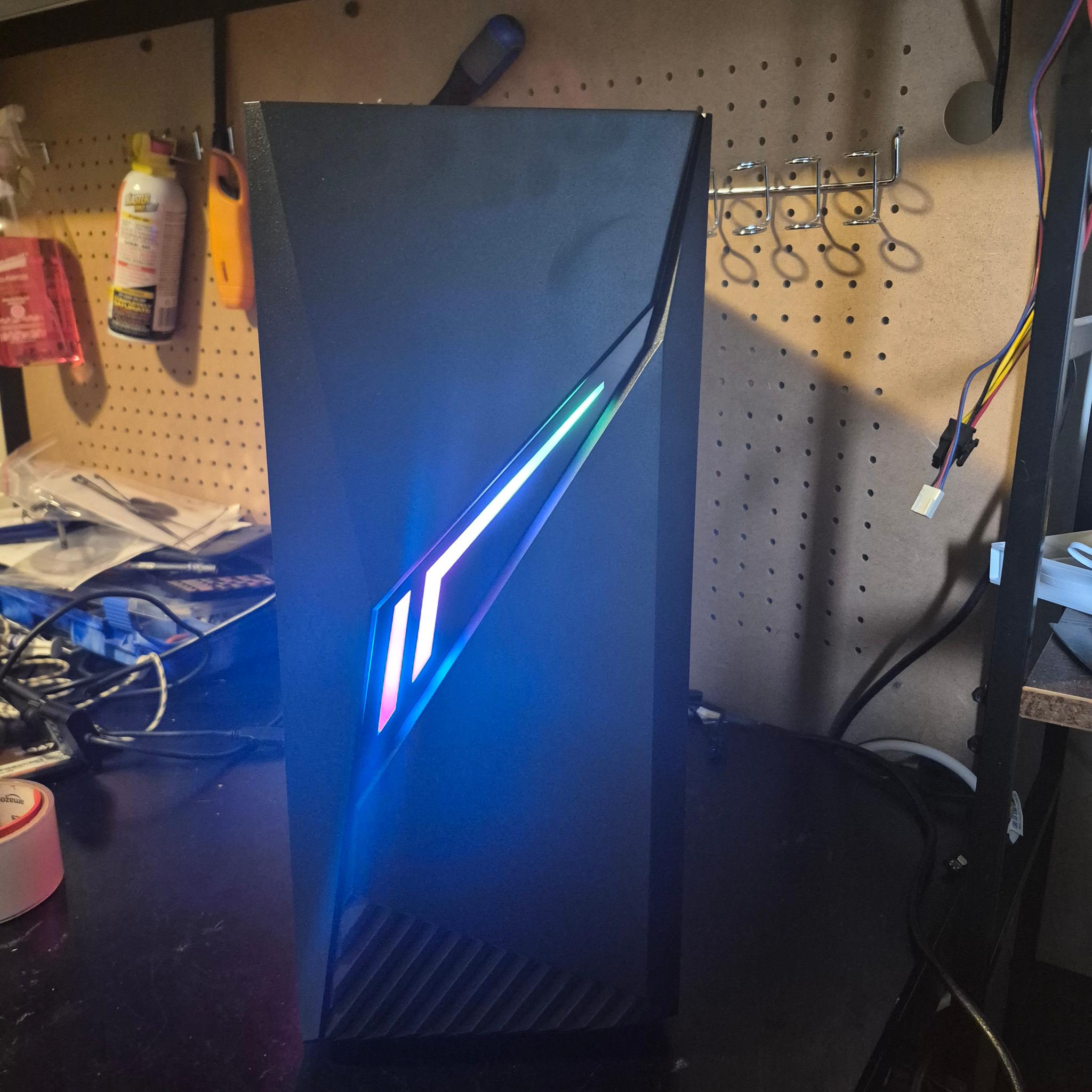 100 FPS Fortnite | i5-4570, 16GB RAM, 500GB SSD, RX 580 8GB, RGB, Wifi