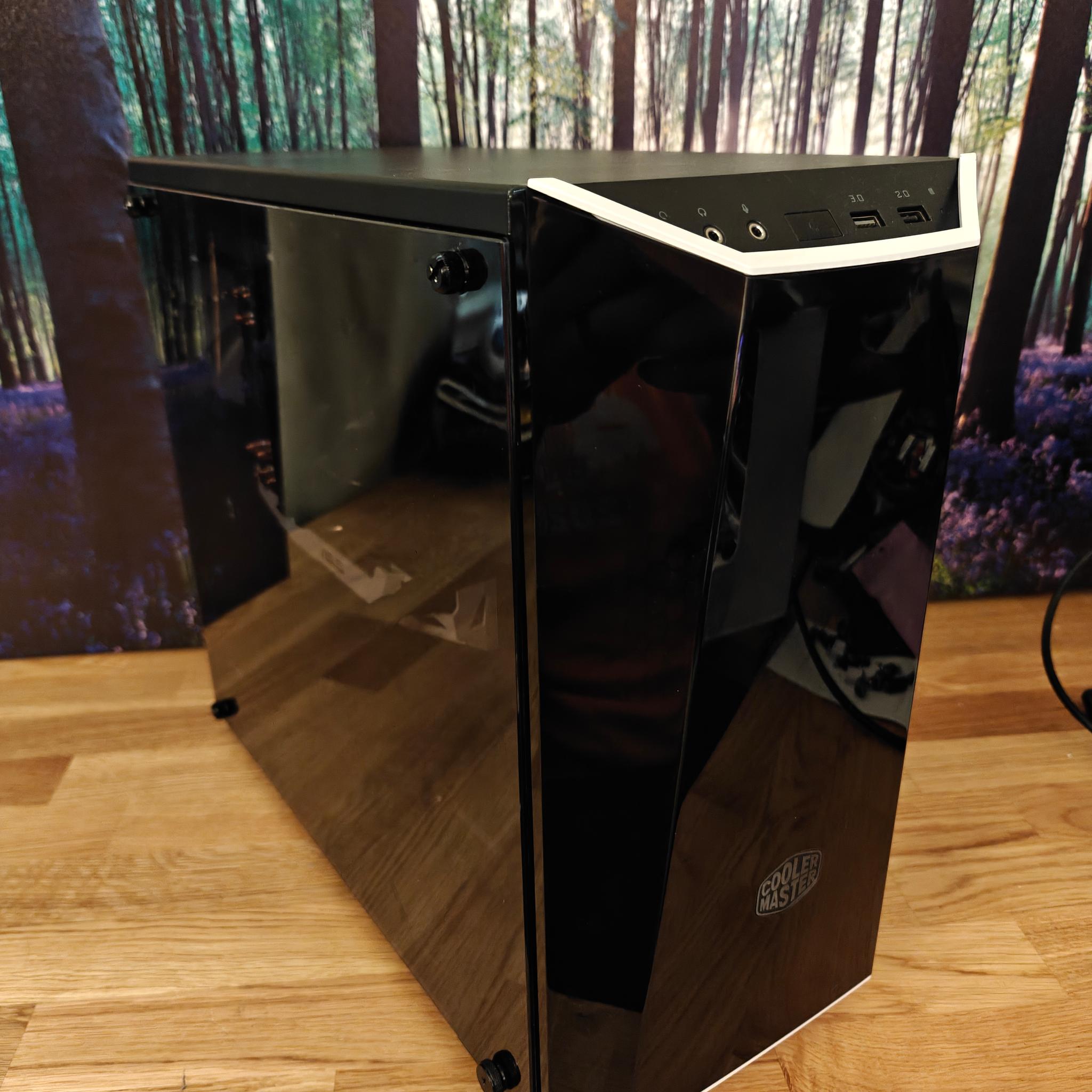 Entry Level Gaming PC - GeForce GTX 1070, i5-8600K, 16GB DDR4 3200Mhz, 750 GB Storage, Micro ATX