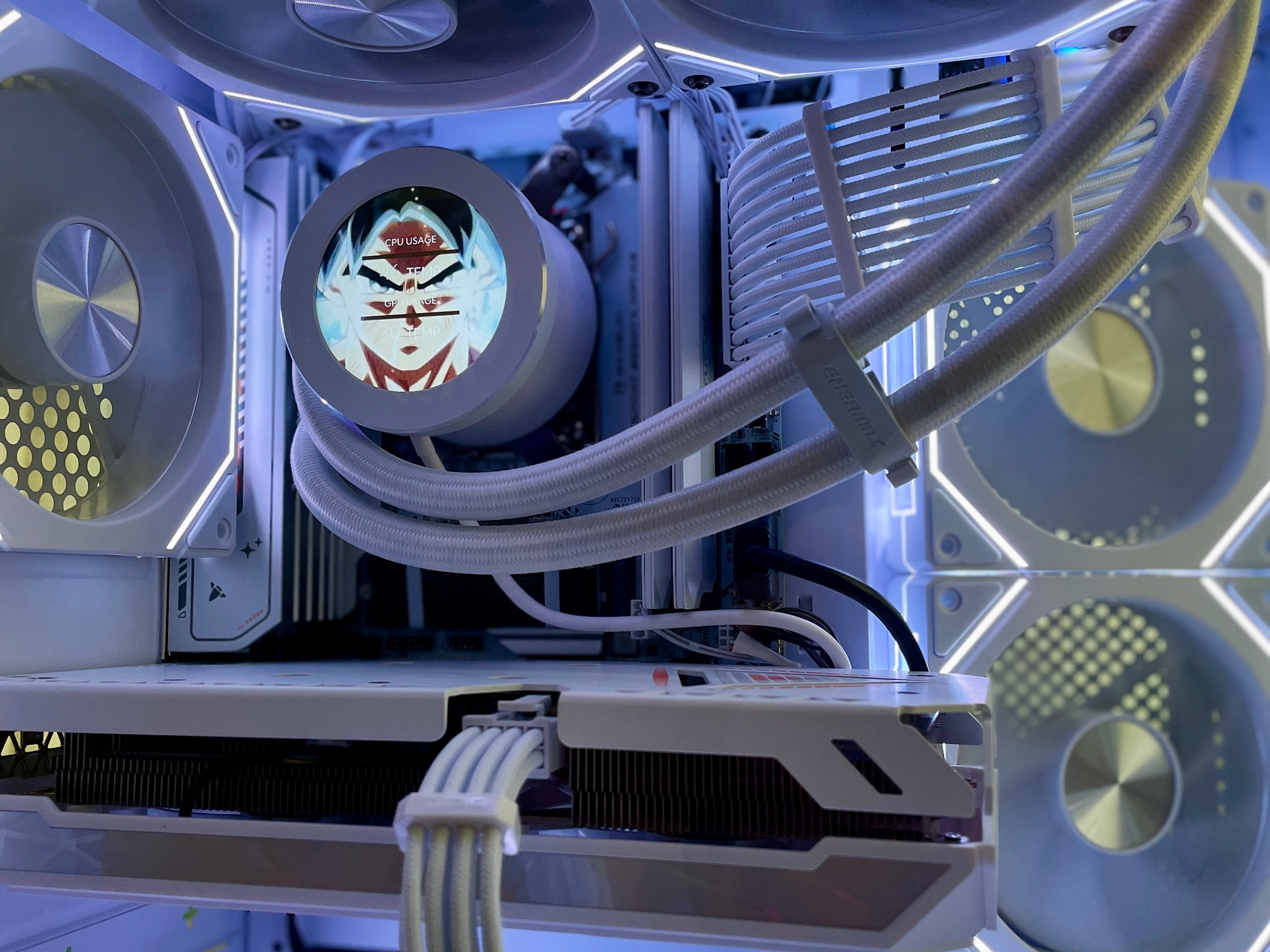 Ryzen 5 7500f | NVIDIA 3060 12GB | 32GB DDR5 RAM | 1 TB nvme SSD | Animated GIF LCD Display