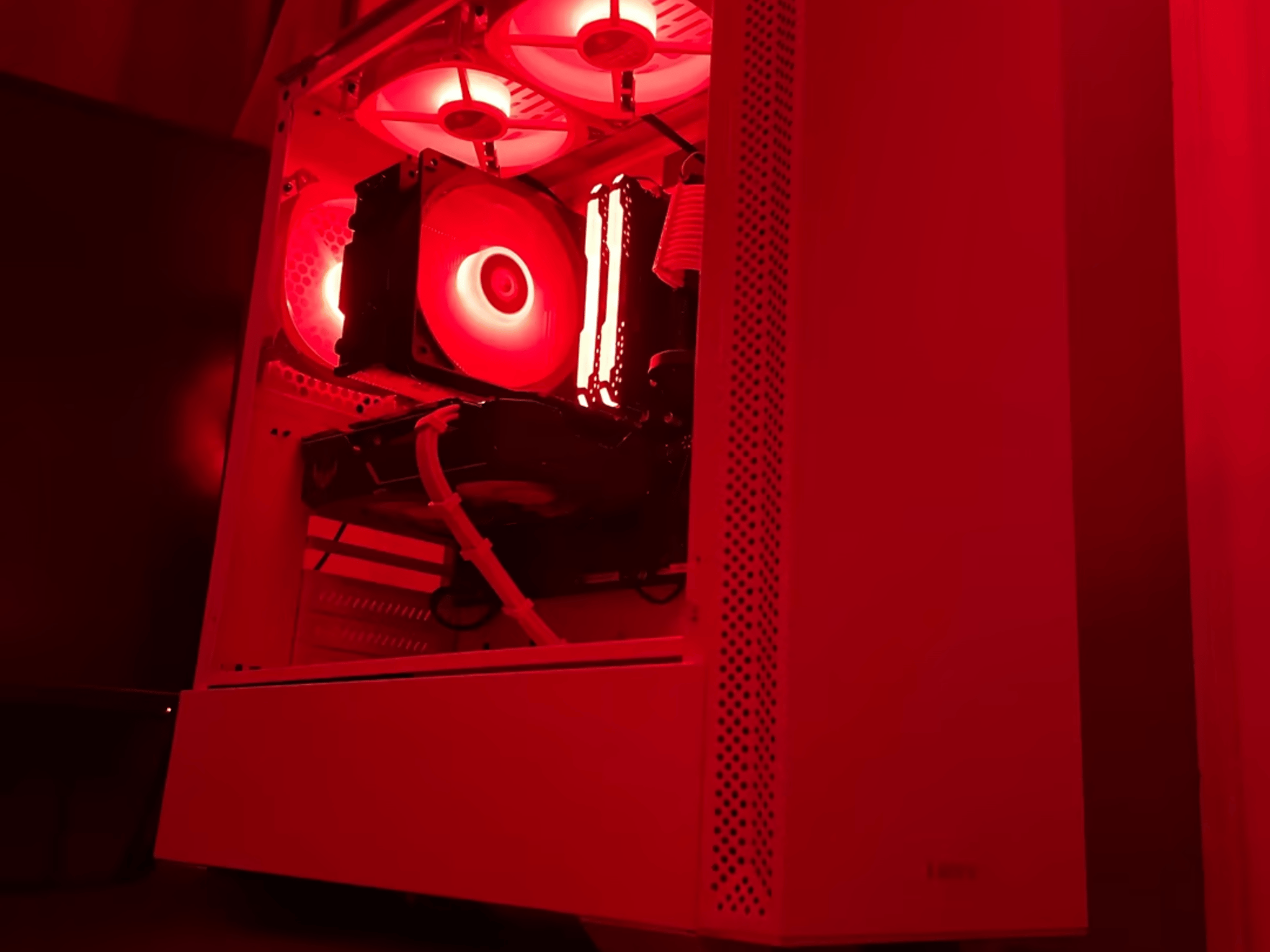 Icebox// I5-10400, Nvidia 1650 4Gb Super Budget Gaming PC