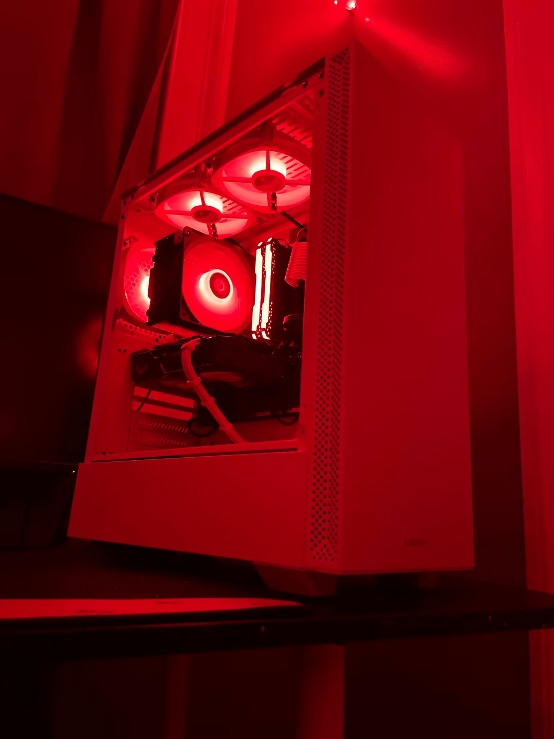 Icebox// I5-10400, Nvidia 1650 4Gb Super Budget Gaming PC