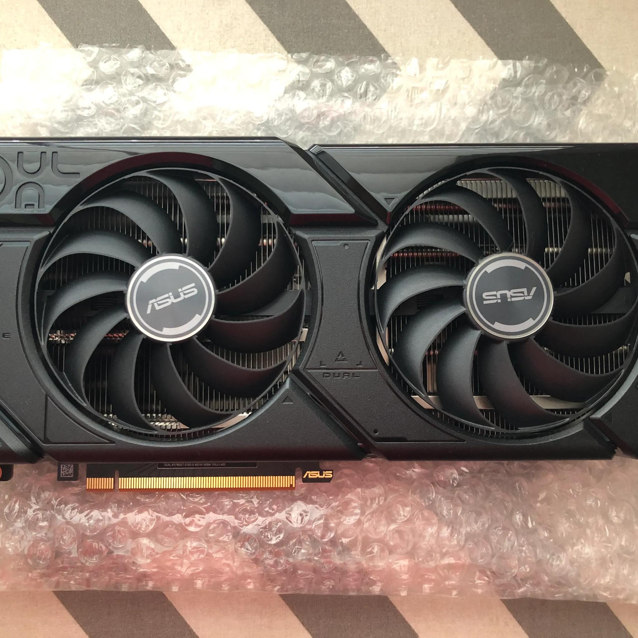 ASUS Dual 7800 XT