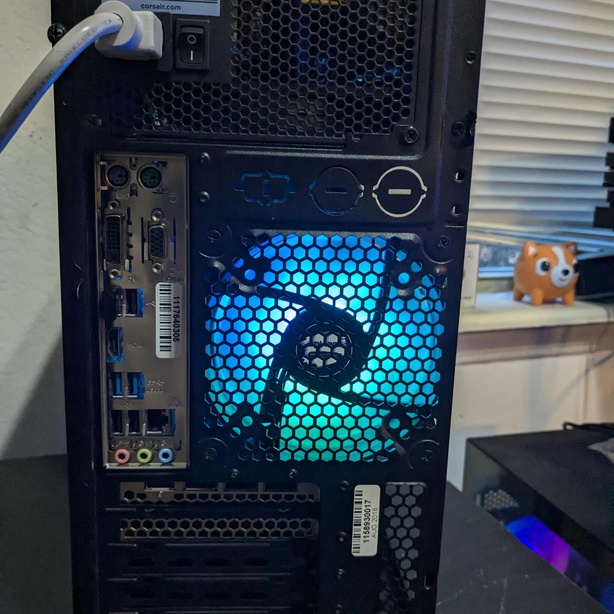 Very Demure, Very Mindful - i5-6500, RX 570 8GB, 16GB DDR4, 480GB SSD, Wifi, Win10, RGB