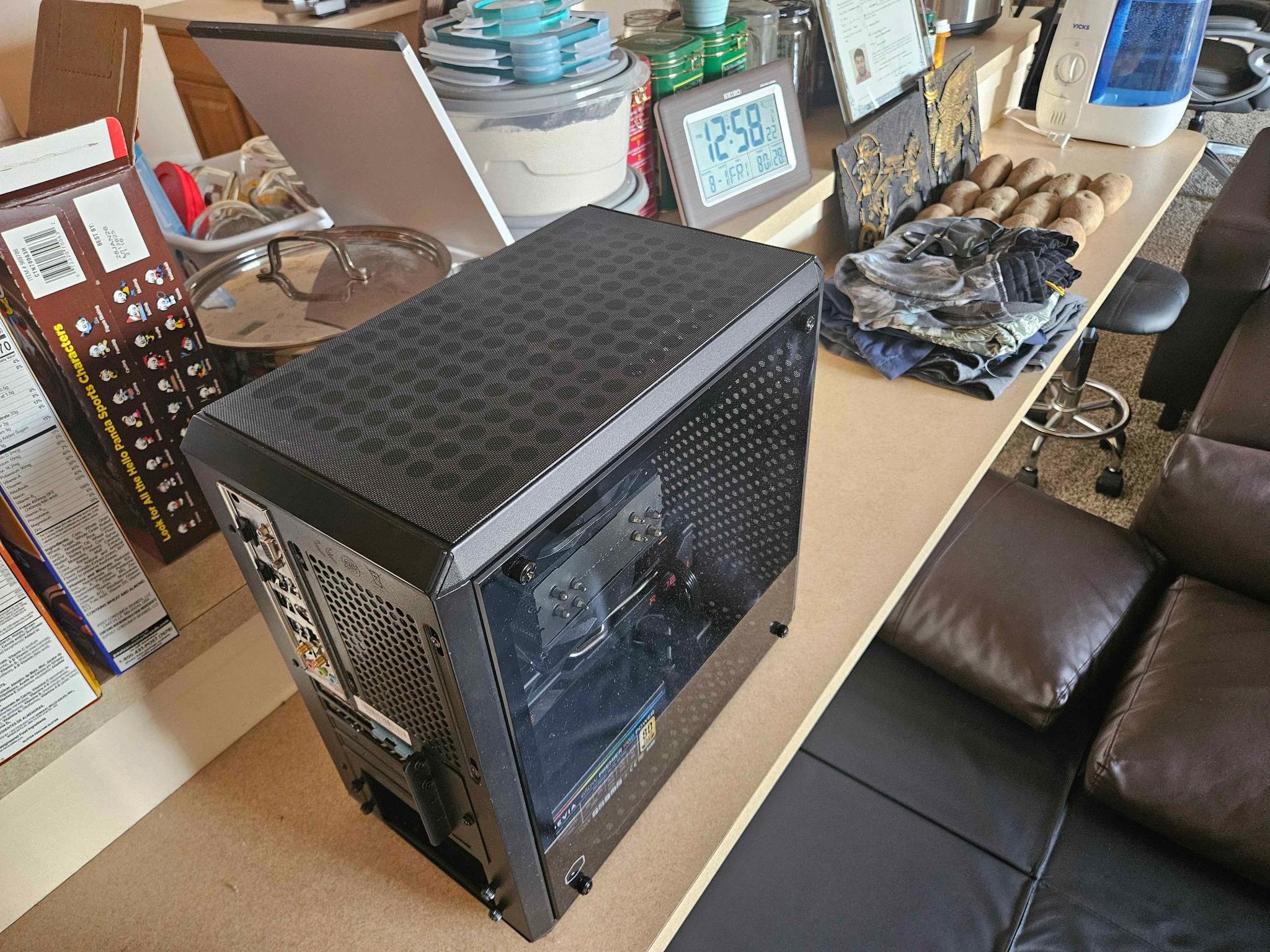 Ultra Rare 5600X3D & Radeon 6700 [PS5 Destroyer] Gaming PC