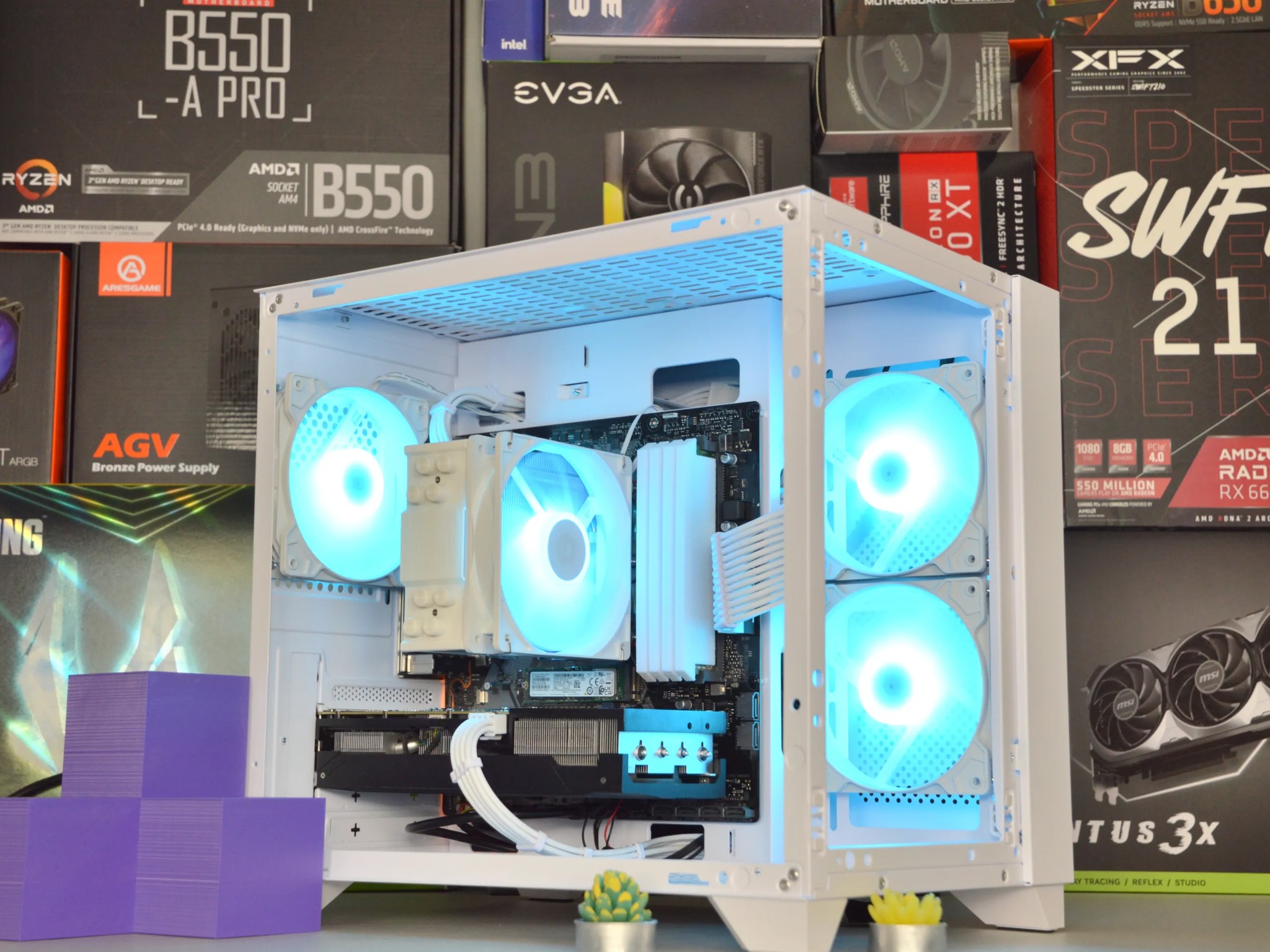❄️❄️| RTX 3060 Ti 8GB | RYZEN 5 5600 | 32GB DDR4 RAM | 1TB NVME SSD | The Snowflake |