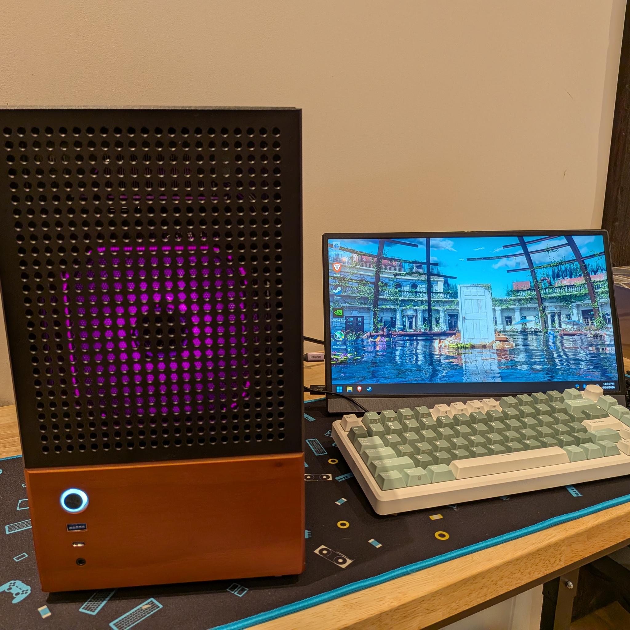 4K Mini Mammoth - RTX 4070 Ti Super, Ryzen 5 7600X3D, 32 GB DDR5, 1 TB Gen 4 NVME, RGB