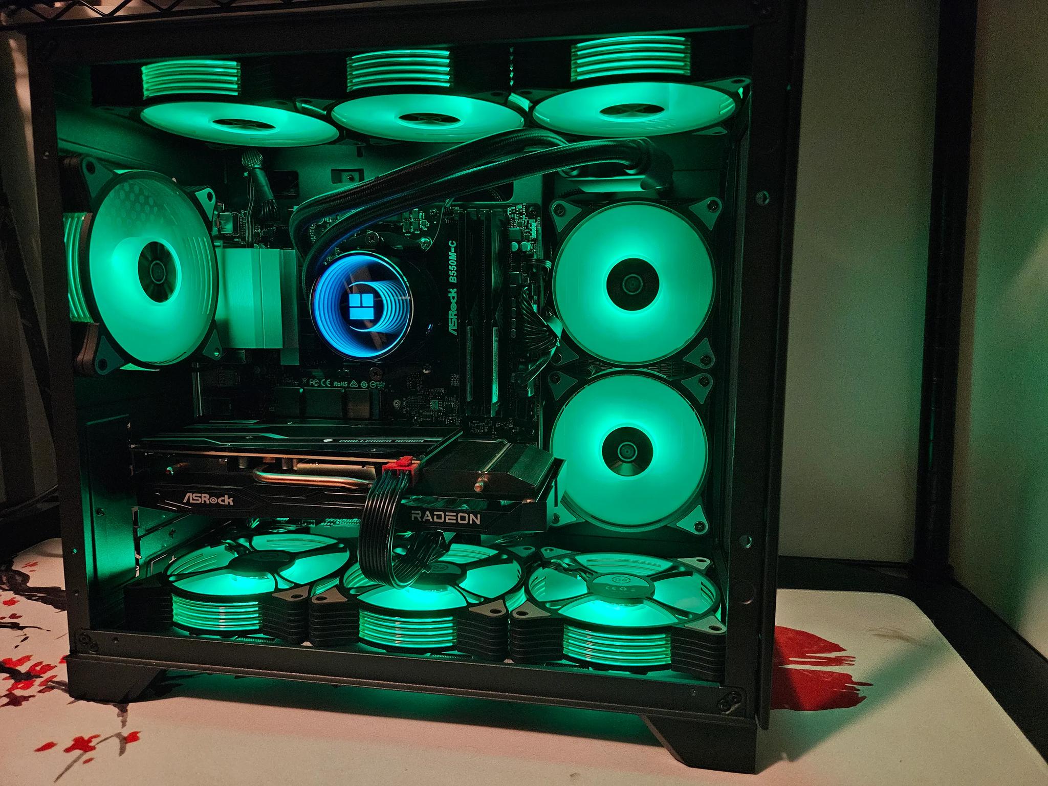 Dark Side Rig Ryzen 5 5600 X3D / 32GB / 2TB SSD / RX 6650 XT