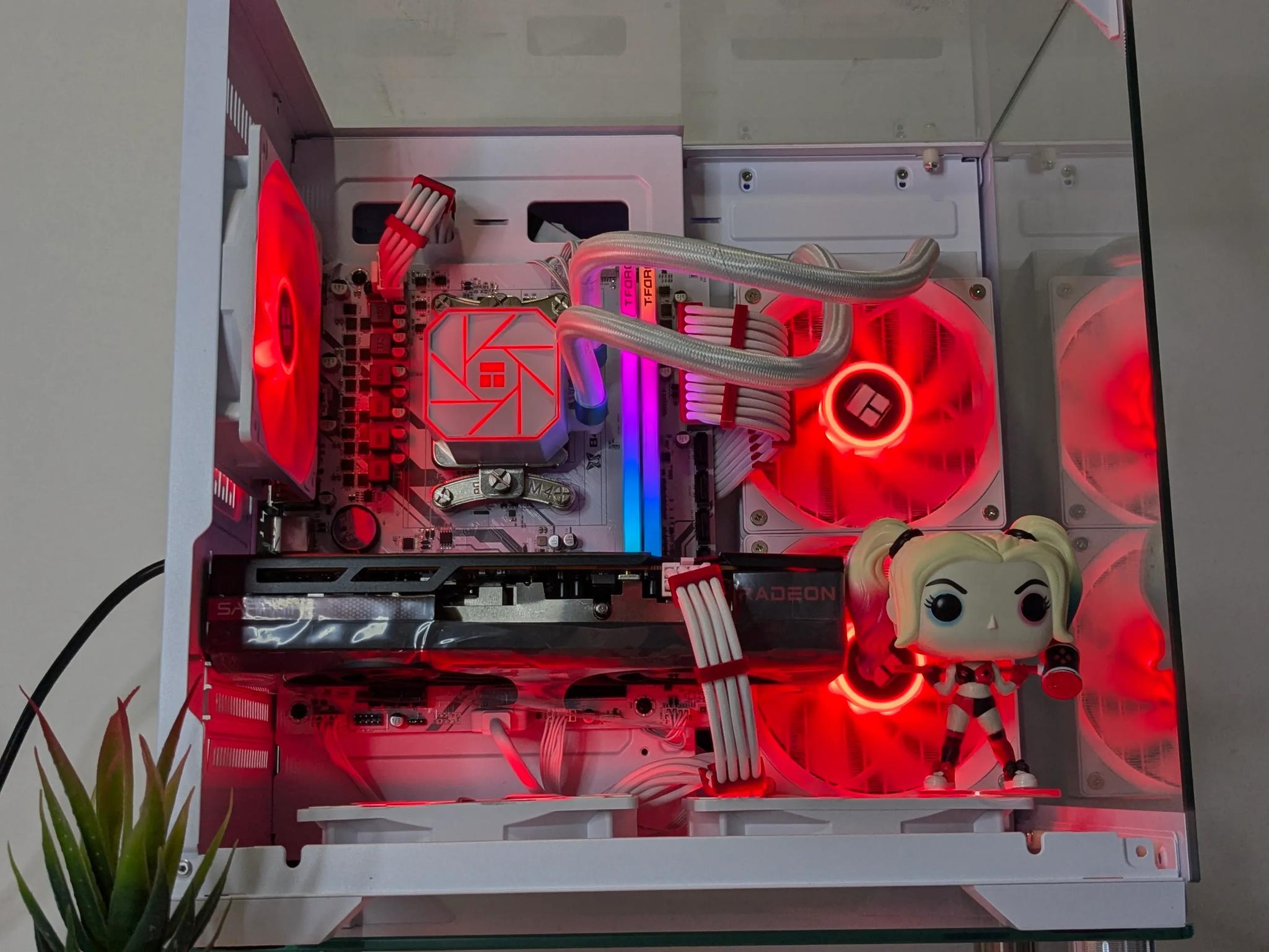 ❤️🤍🖤Harley Quinn♦️♠️RX 7600❤️Ryzen 7 5800X❤️32GB RAM❤️1TB NVMe PCIE Gen 4❤️Windows 11 Pro