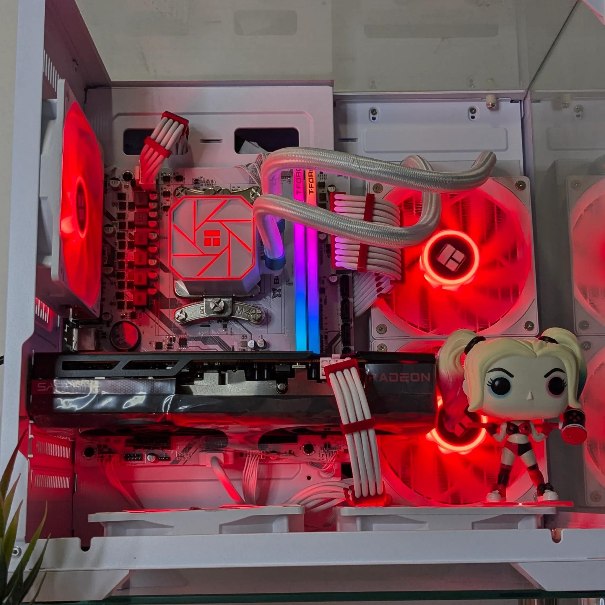 ❤️🤍🖤Harley Quinn♦️♠️RX 7600❤️Ryzen 7 5800X❤️32GB RAM❤️1TB NVMe PCIE Gen 4❤️Windows 11 Pro
