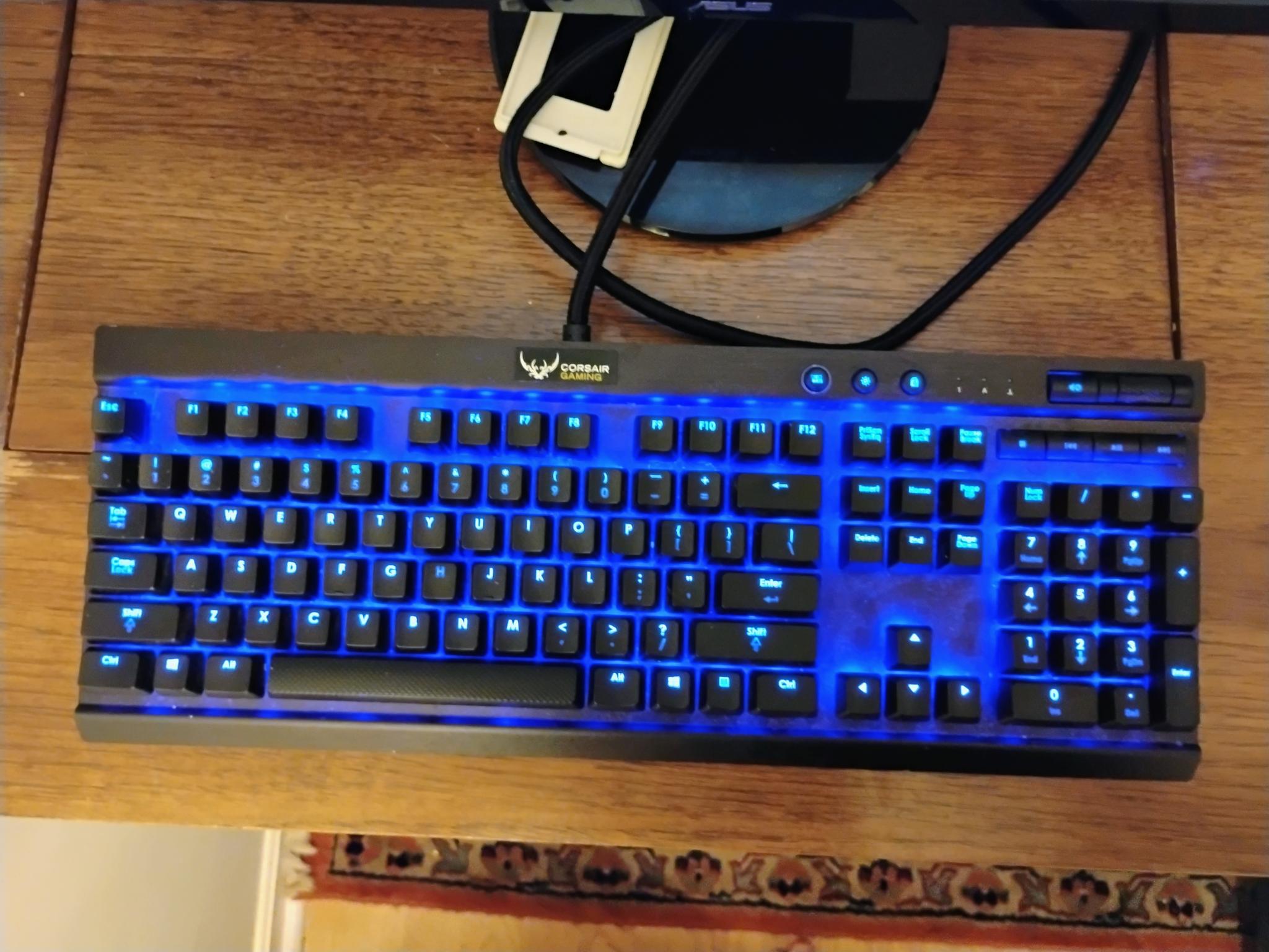 On Sale! Used Corsair K70 Mechanical Keyboard. Blue Backlighting. Gaming Keycaps included