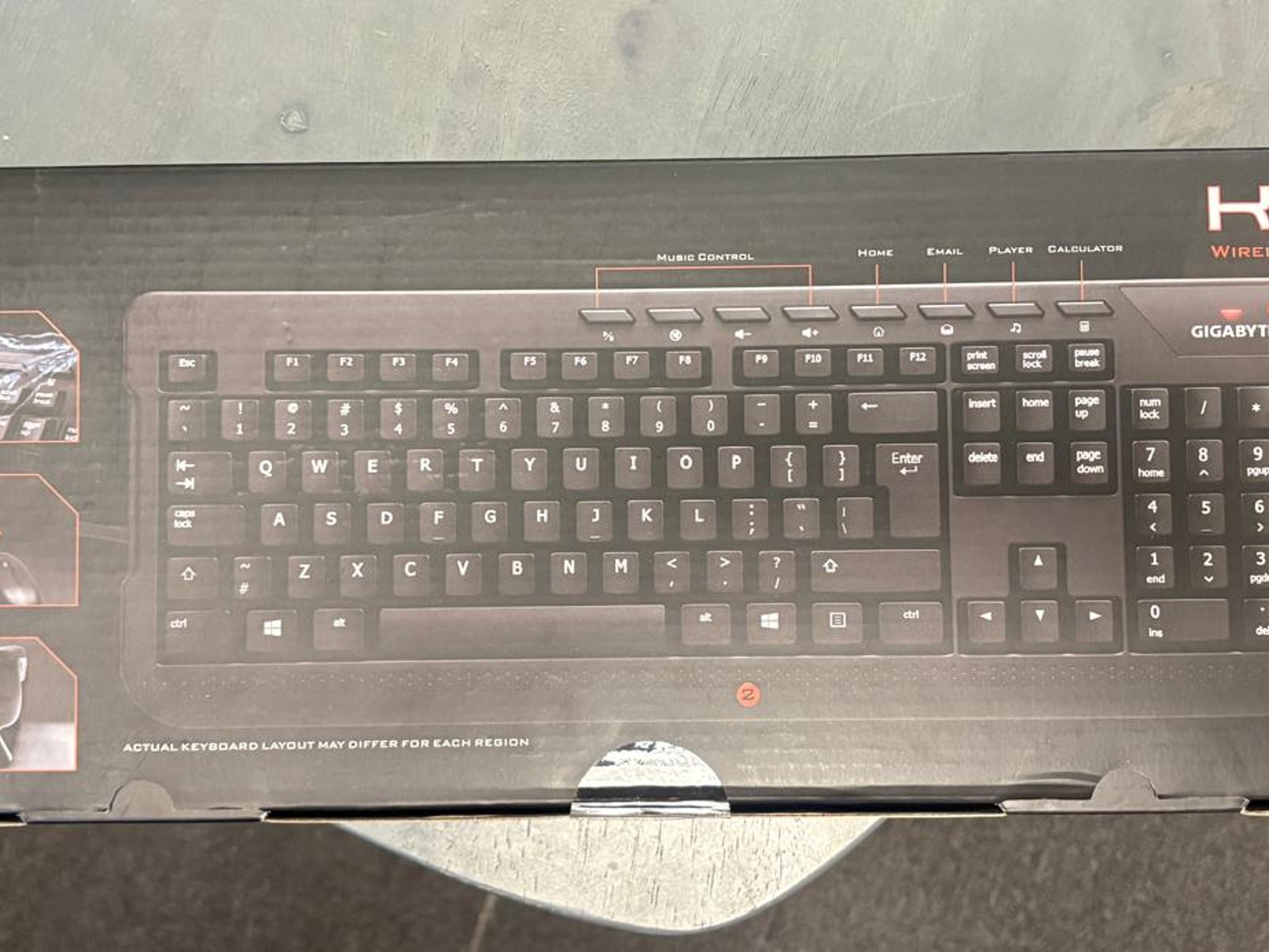 Brand New In Box - Gigabyte Wireless Keyboard + Mouse Combo KM7590
