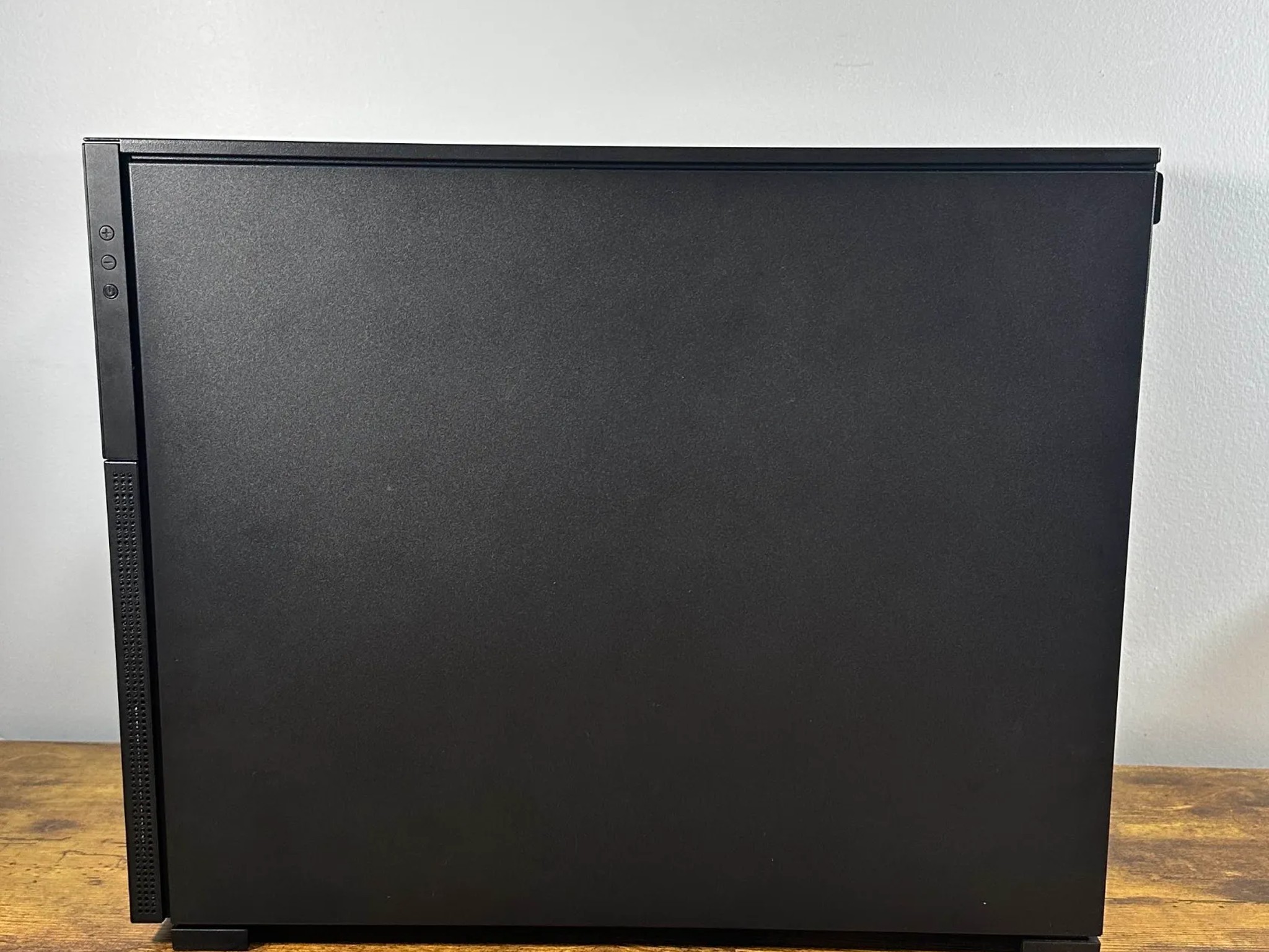 JONSBO D31 MESH SC BLACK Micro ATX Computer Case with LCD Display & 1x 120mm Fan