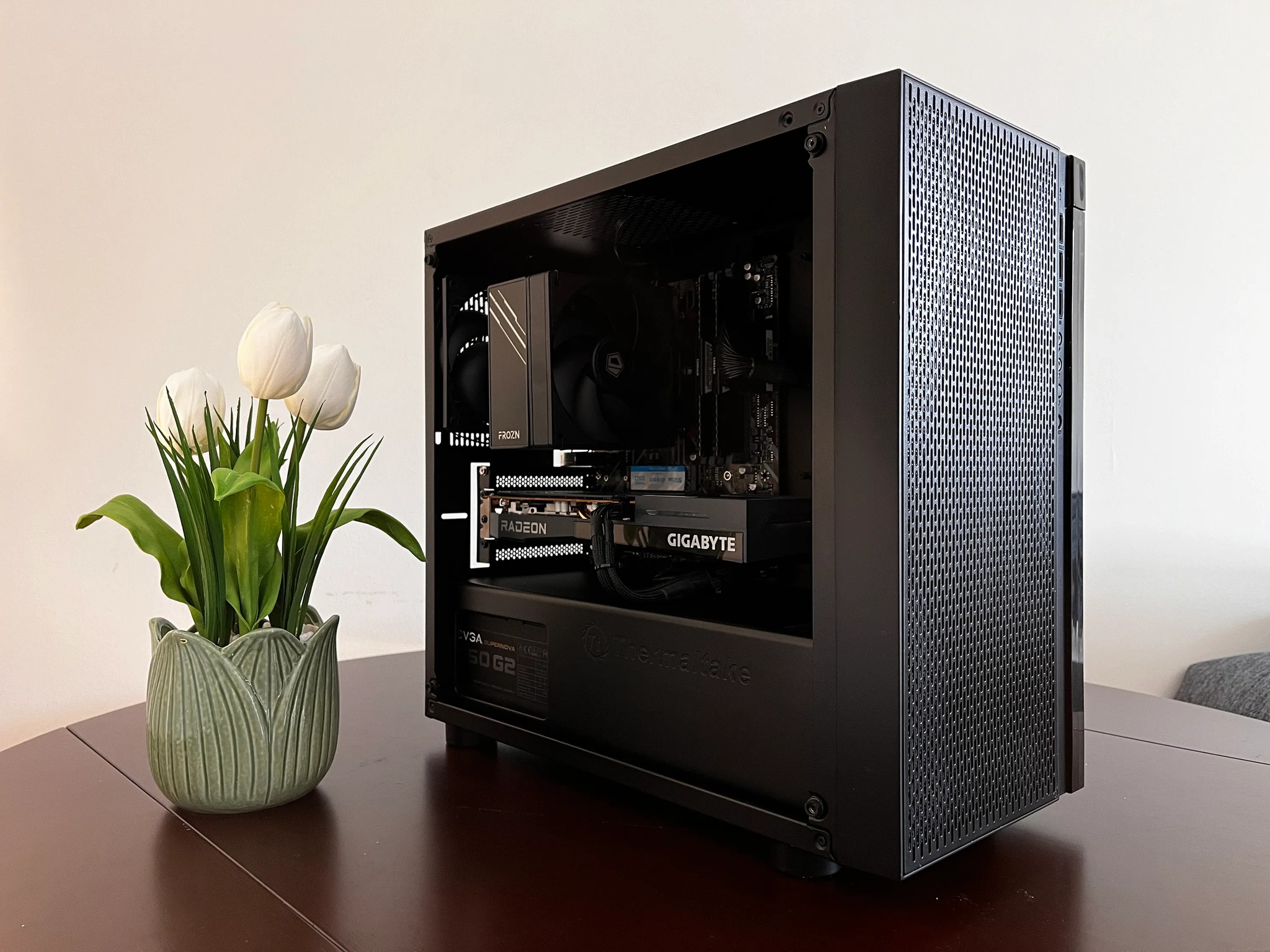 STEALTH BLACK VALUE GAMING PC! AMD RX 6600 + AMD RYZEN 5 1600X, WiFi Enabled