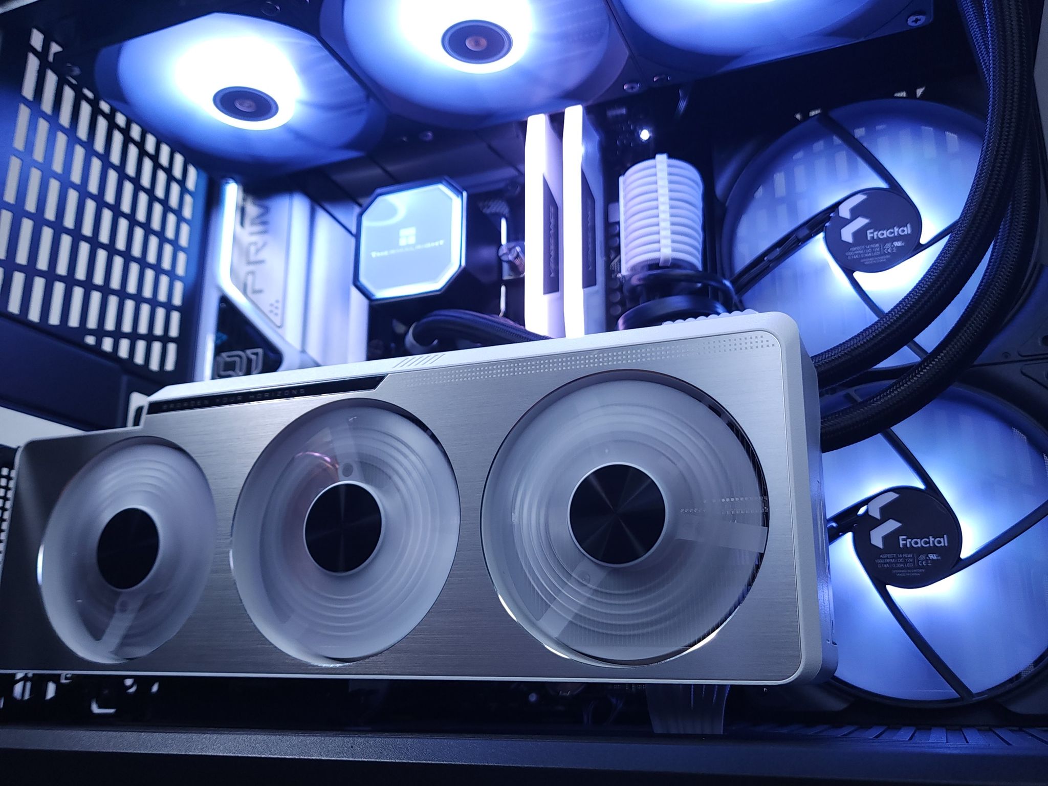 💙🤍RTX 3080 Ti | i7 12700K | 32GB 5200MHz DDR5 | 1TB NVMe Gen 4