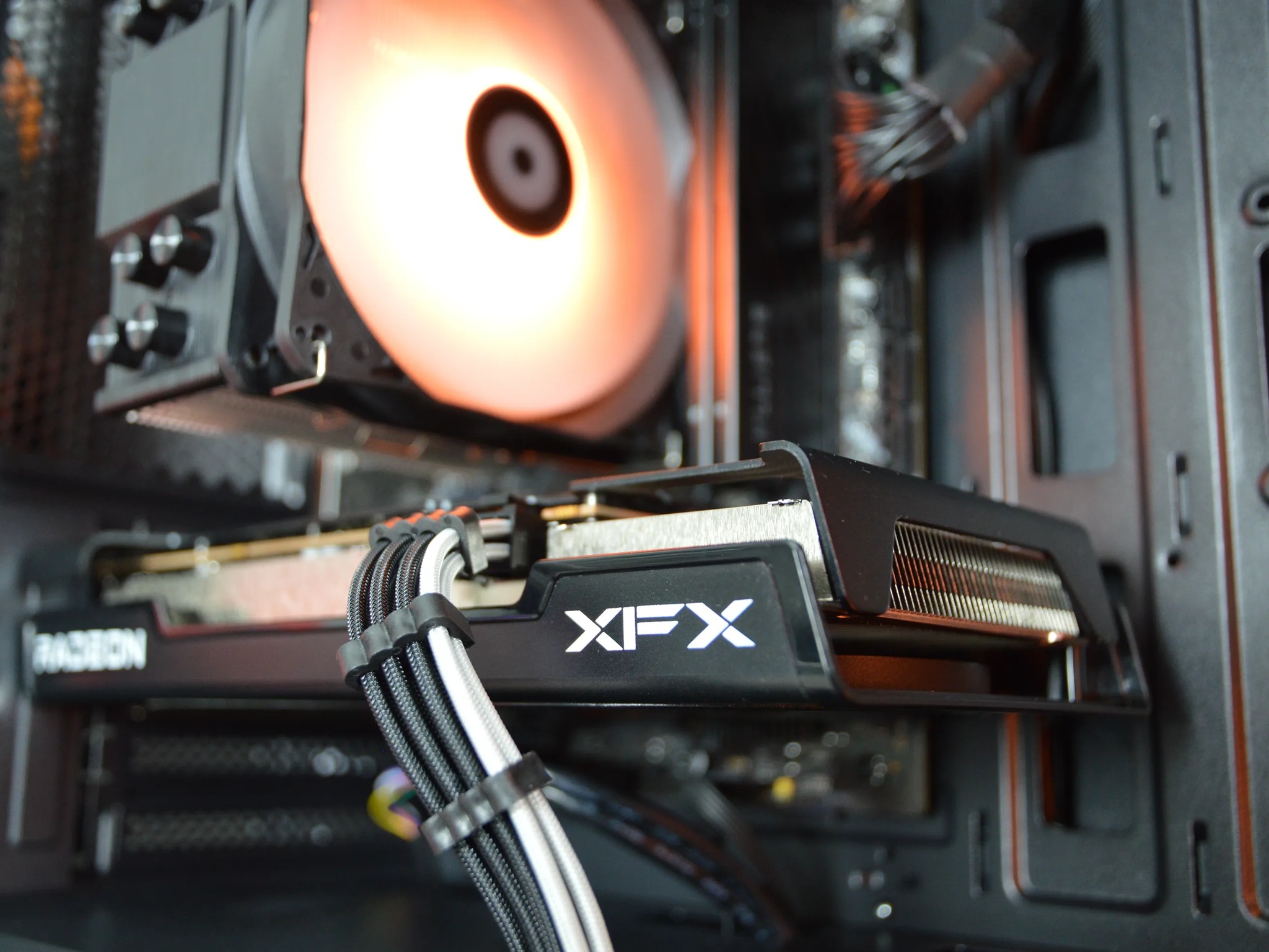 ⚫️🟠| RX 6600 8GB | RYZEN 5 3600 | 16GB RAM | 1TB NVME SSD | Midnight Orange |