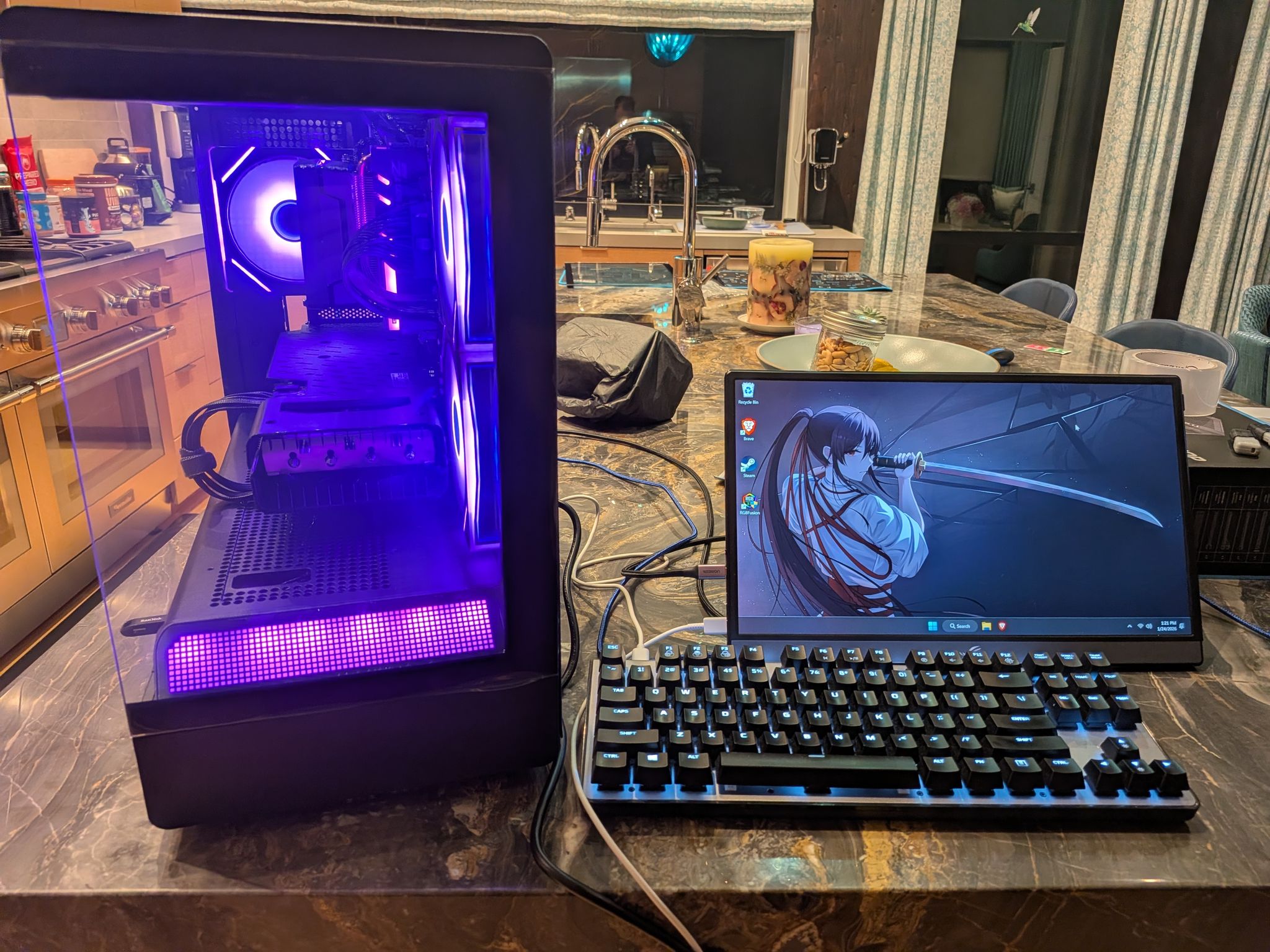 1440p Slayer - RX 7700 XT, Ryzen 5 5700, 32 GB DDR4, 1 TB Gen 4 NVME, RGB