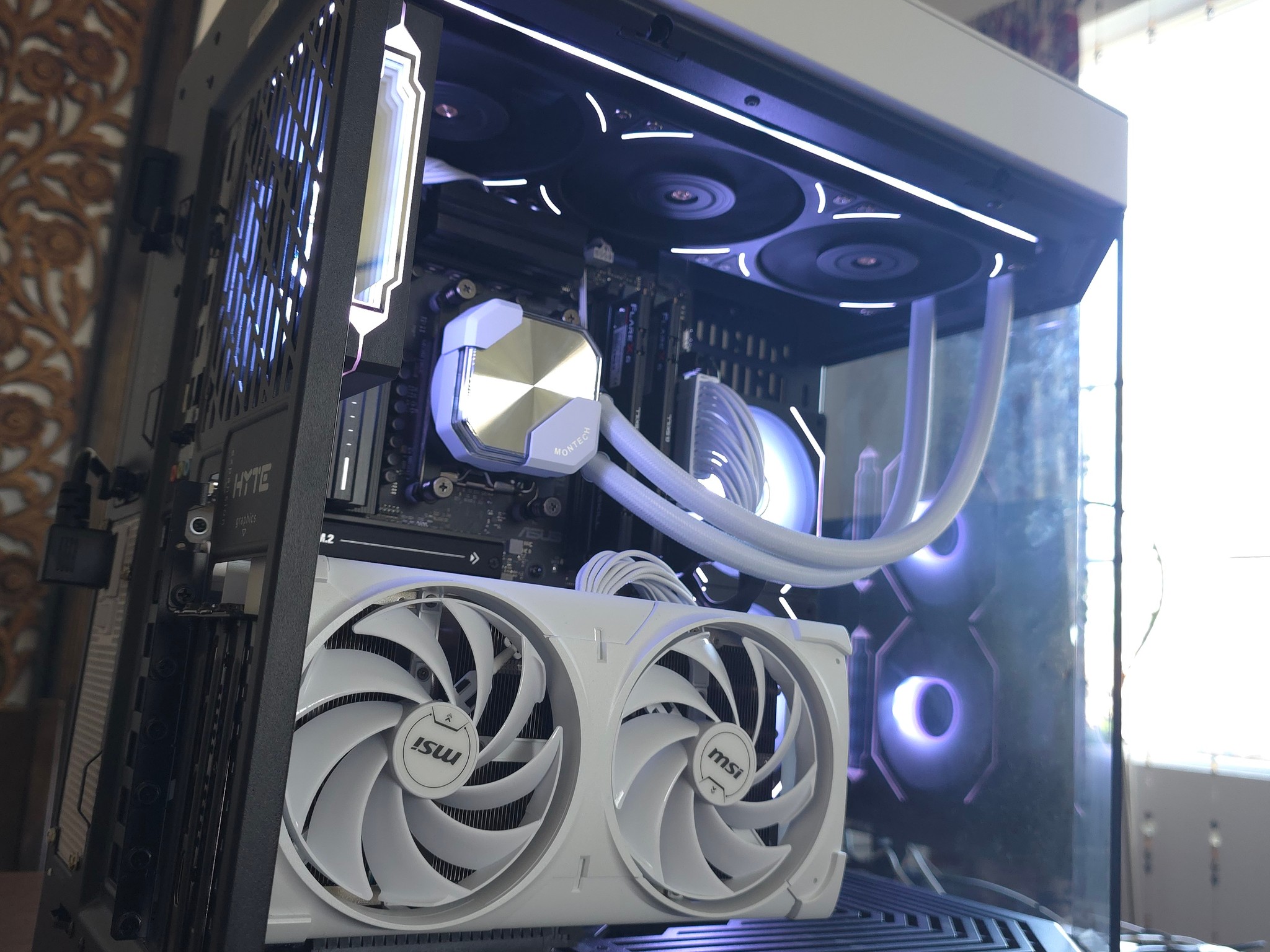 RTX 5070 White Gaming PC | Ryzen 5 7600X3D | 32GB DDR5 | 2TB NVMe | Clean Y60 Build