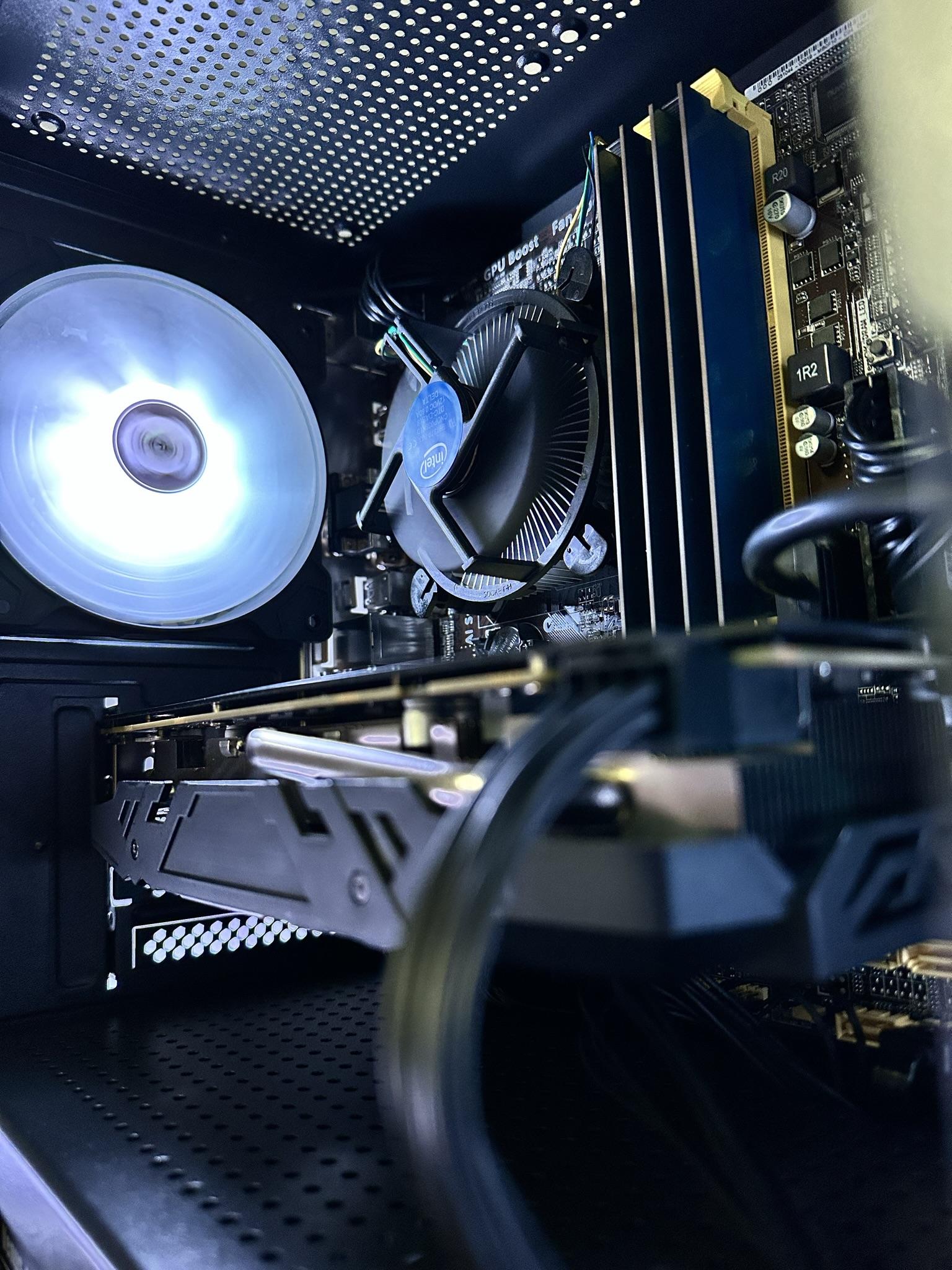 Intel i7 // RX 580 Gaming PC