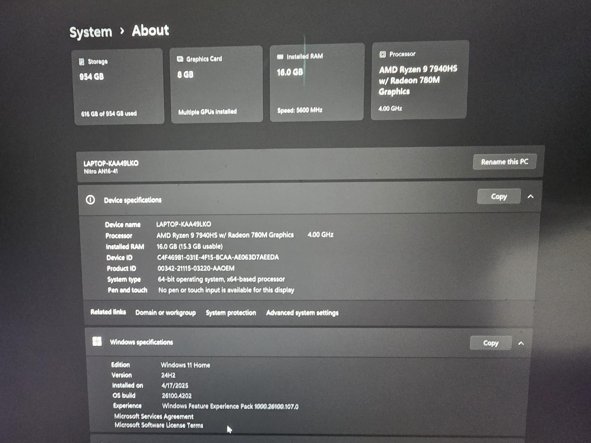 ACER NITRO 16 AMD RYZEN 9 7940HS, NVIDIA 4070 LAPTOP 8 GB RAM, SCREEN HAS SOME BAD PIXELS