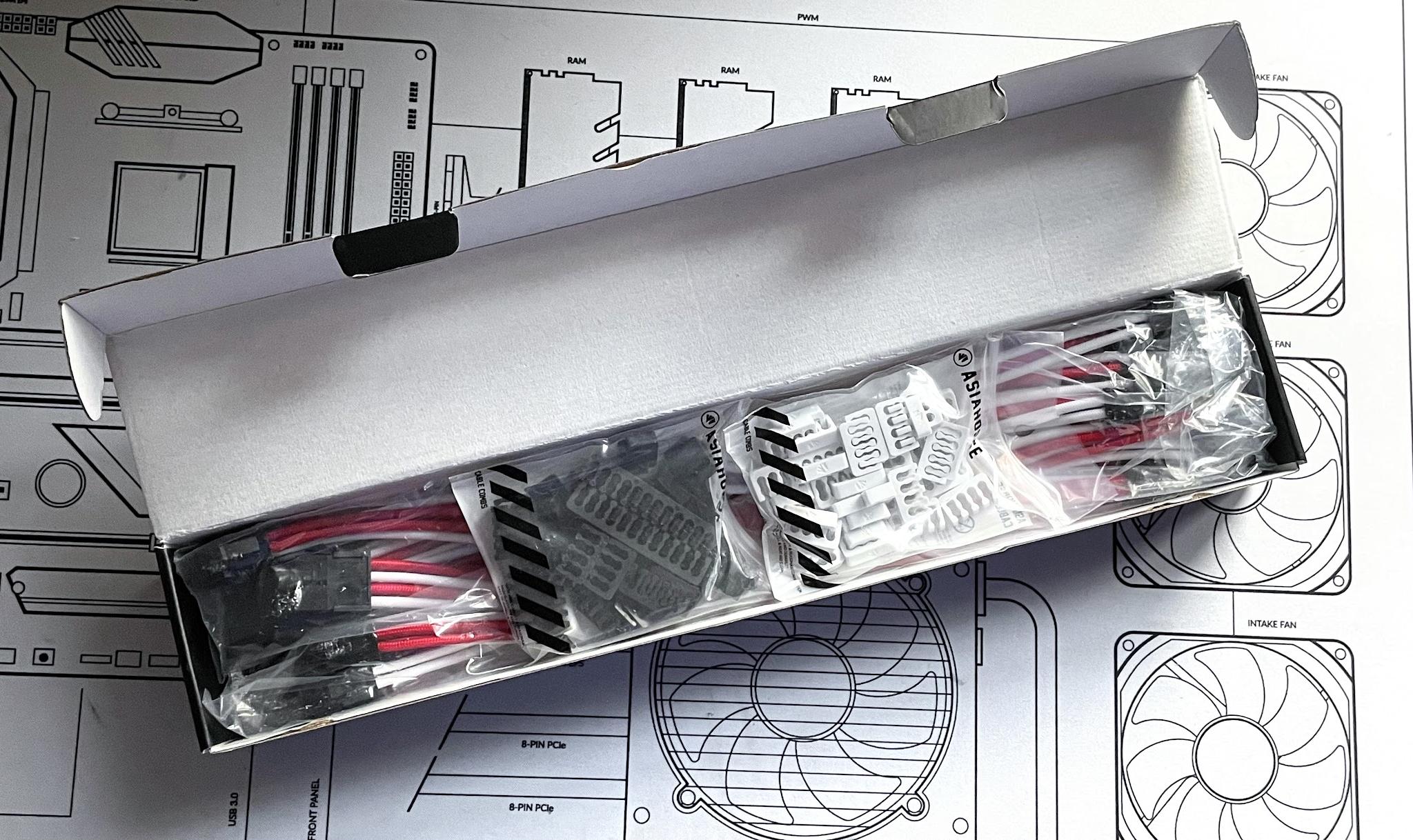 AsiaHorse 16AWG PSU Cable Extensions - Red/White Mix