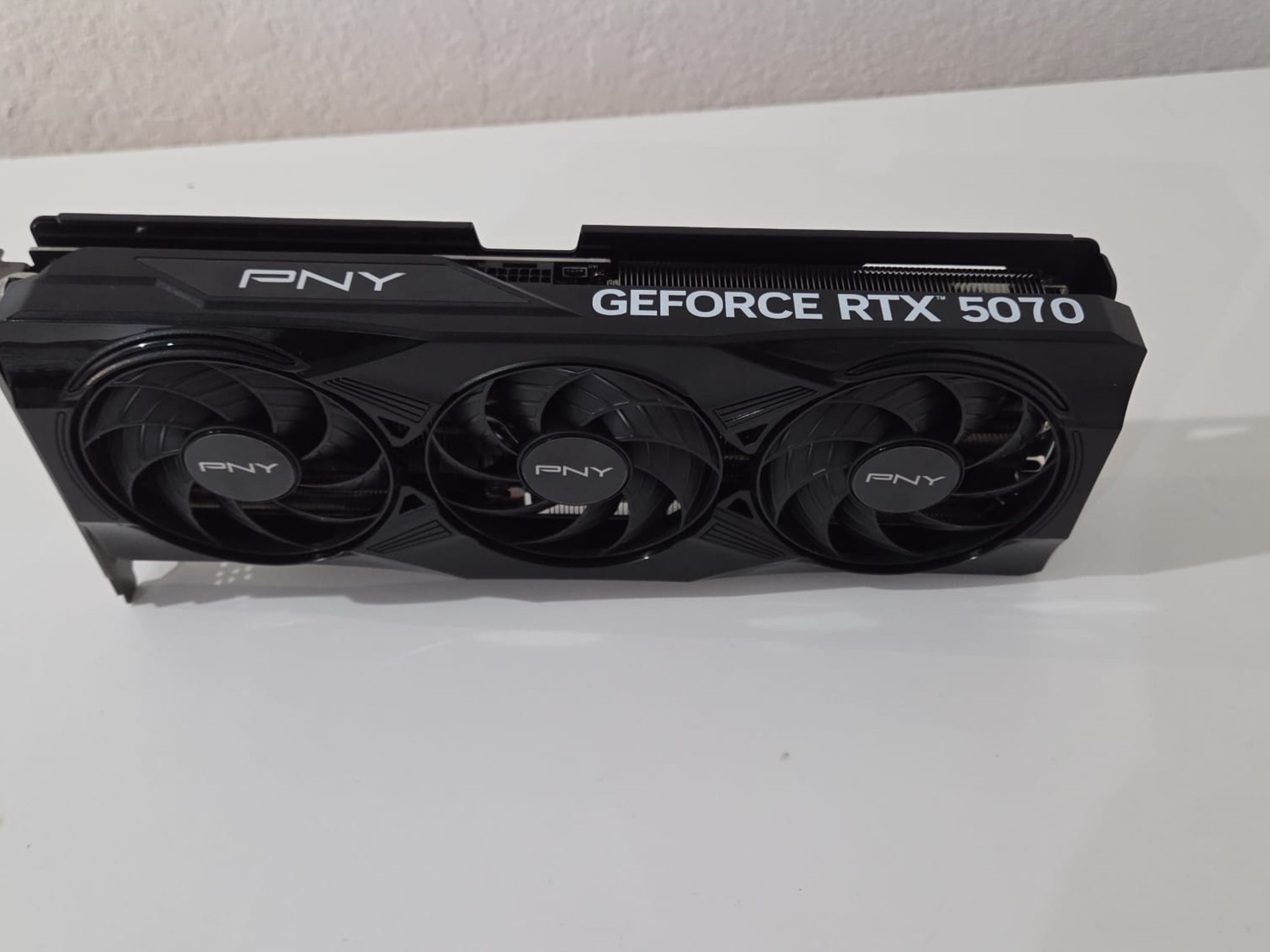 PNY GeForce RTX 5070 12GB GDDR7 Triple Fan - DLSS 4 - Blackwell - Like New