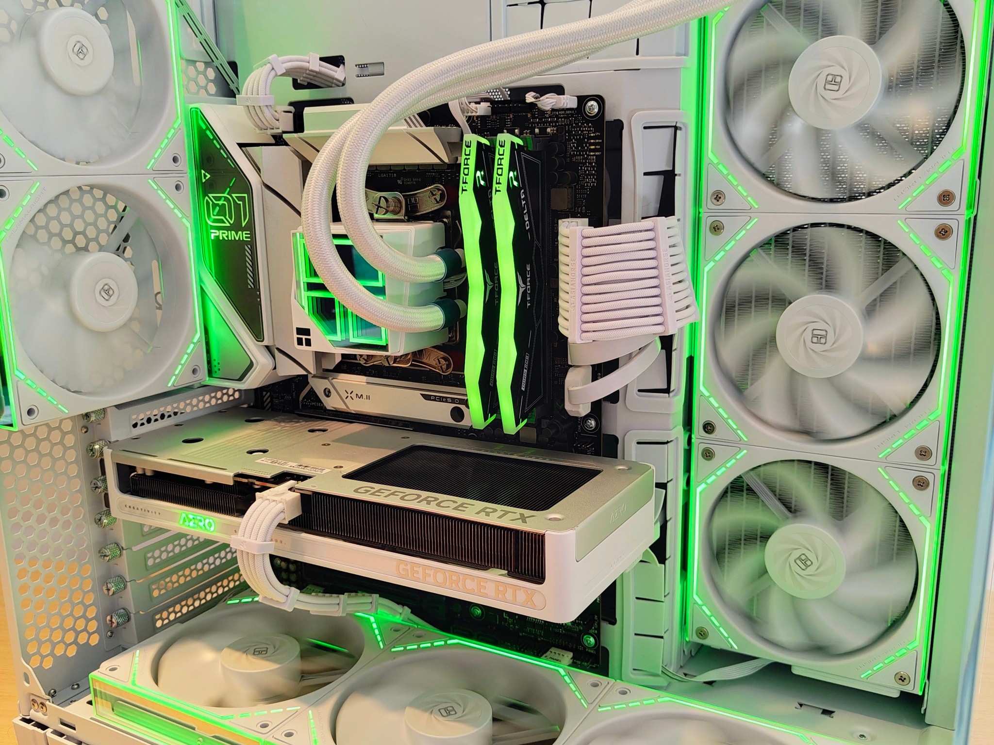 Glacier 🧊 RTX 5060 TI (16GB) | Ryzen 7 7700X | 32GB DDR5 | Gaming PC